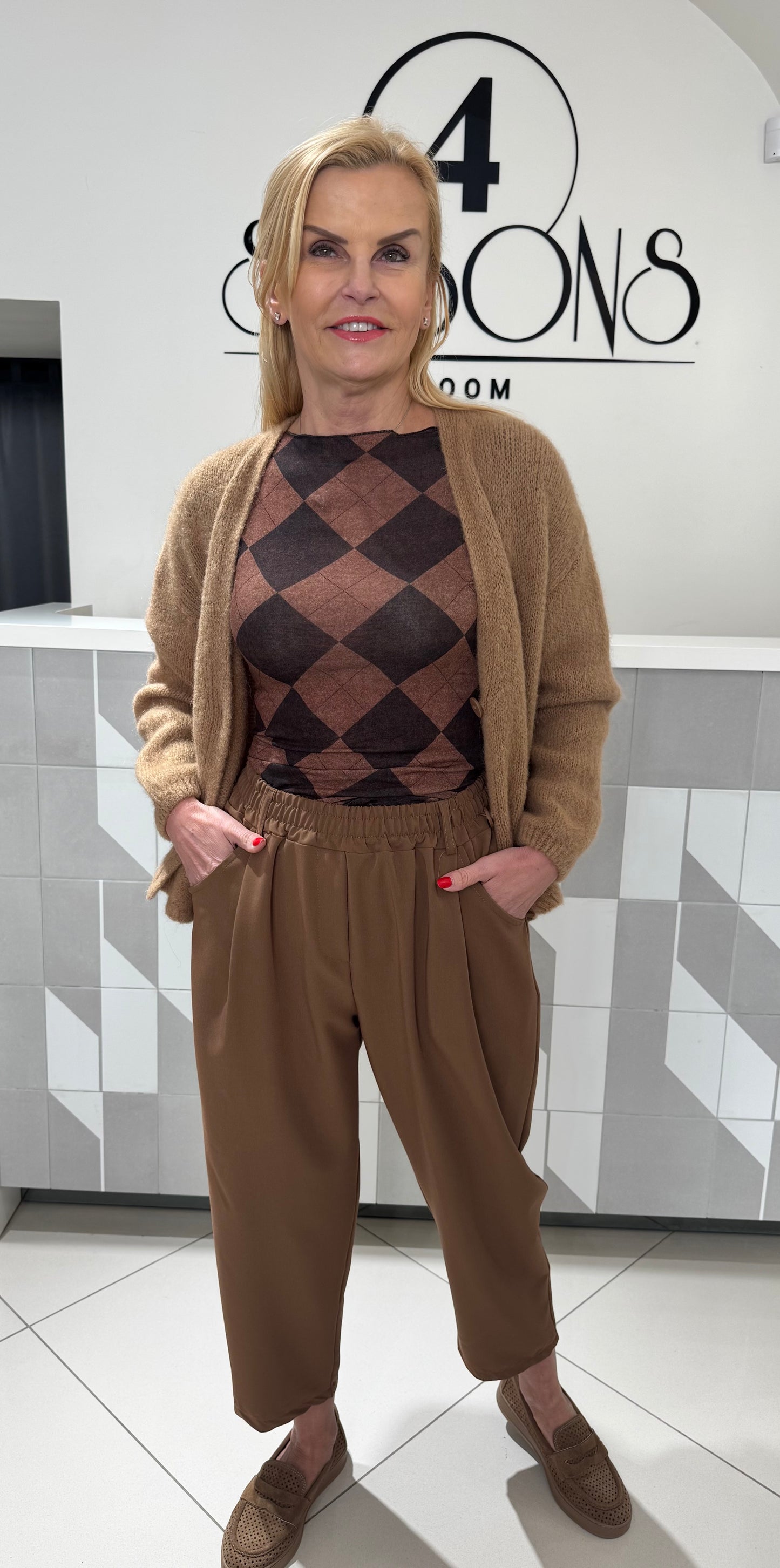 Palaidinė su kašmyru (P958)