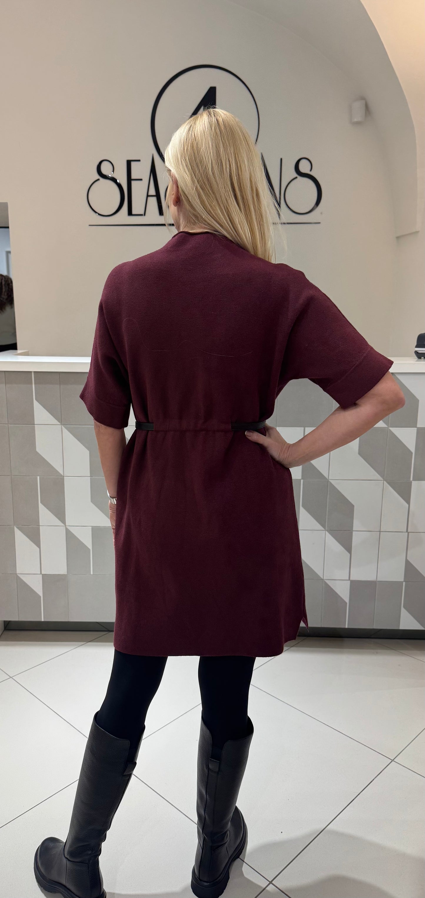 Suknelė su diržiuku (S179)