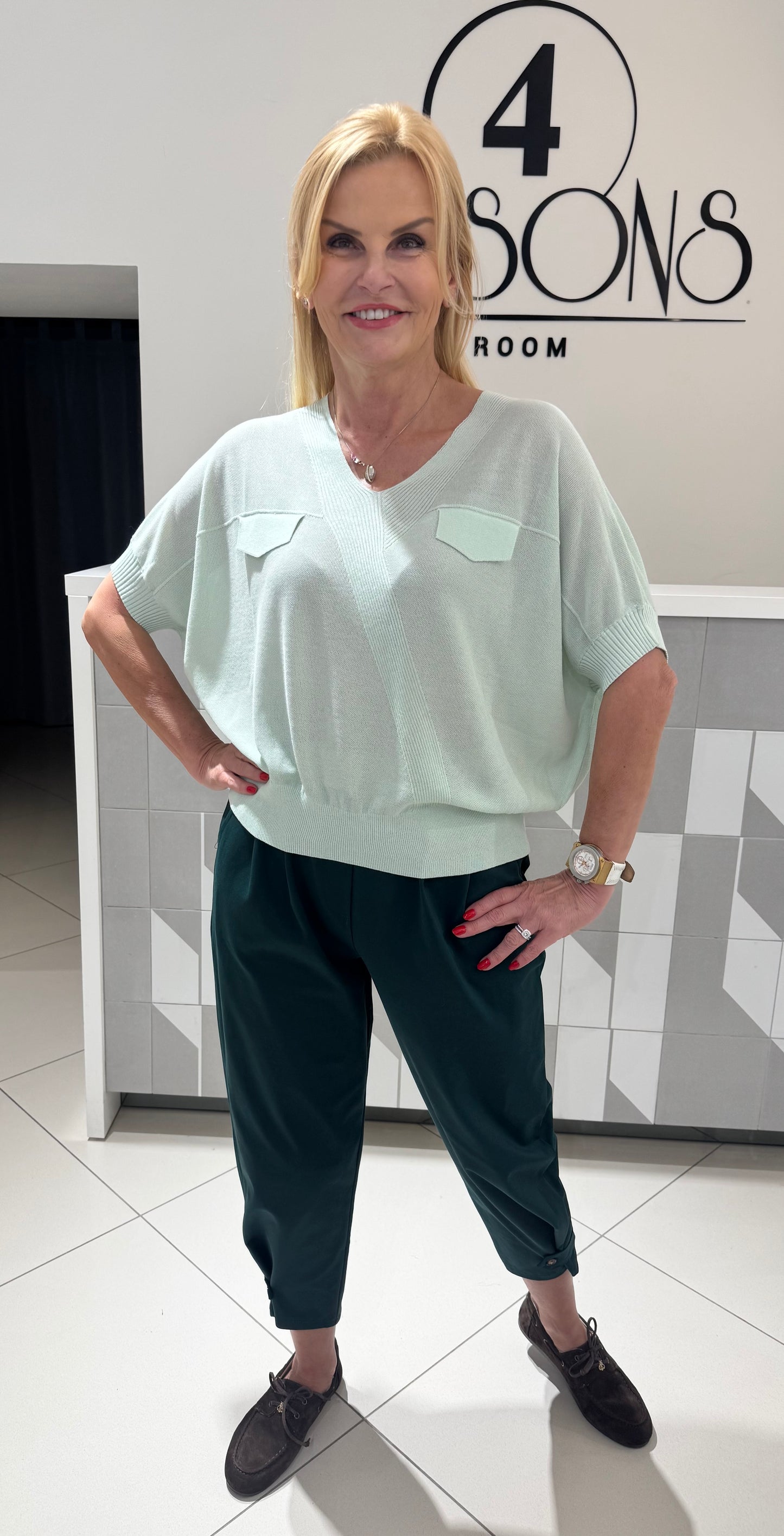 Megztukas V iškirptė (M549)