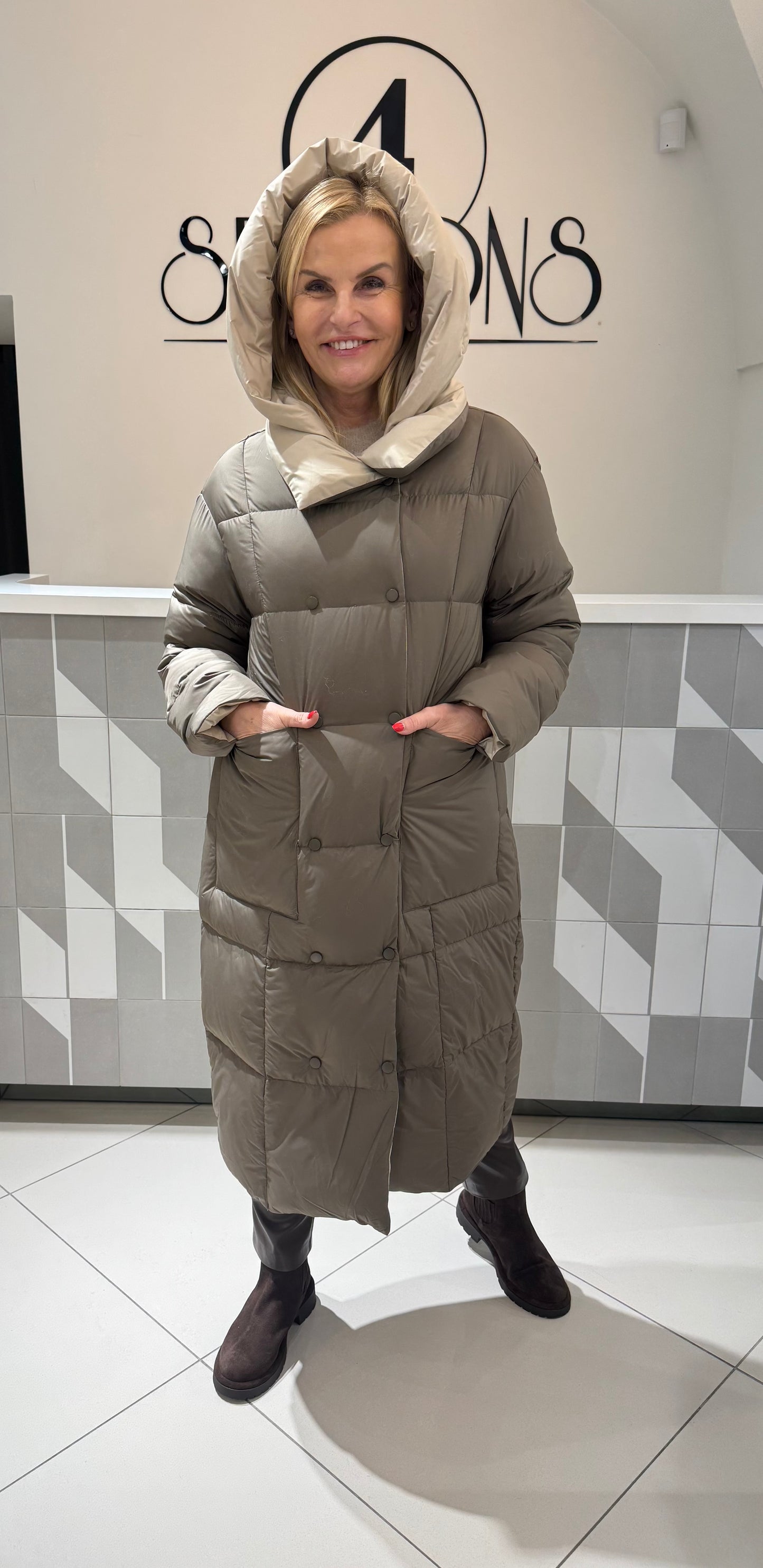 Ilga dvipuse pūkinė striukė (B214) modelis didintas