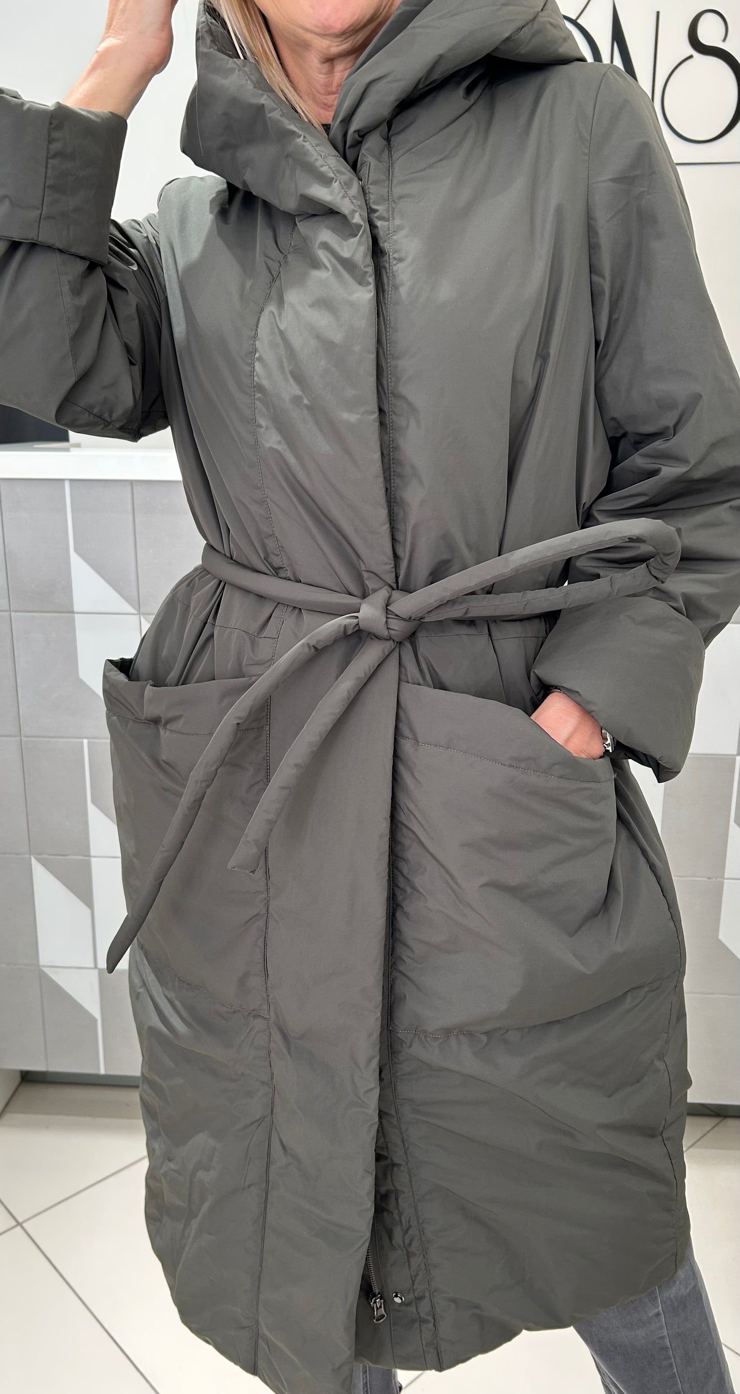 Eko pūkų paltas su diržu  (f76)