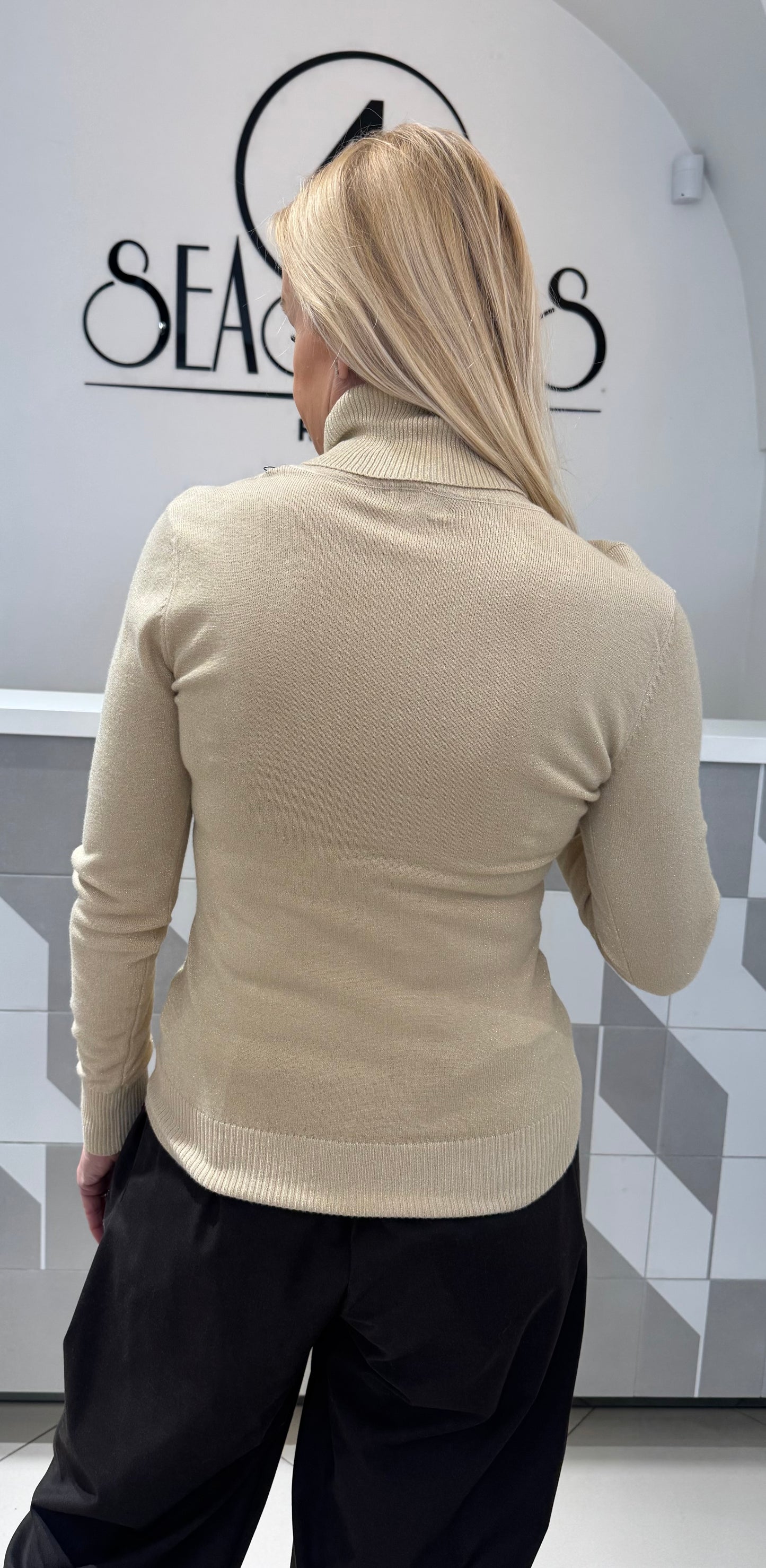 Golfas su liureksu (M599)