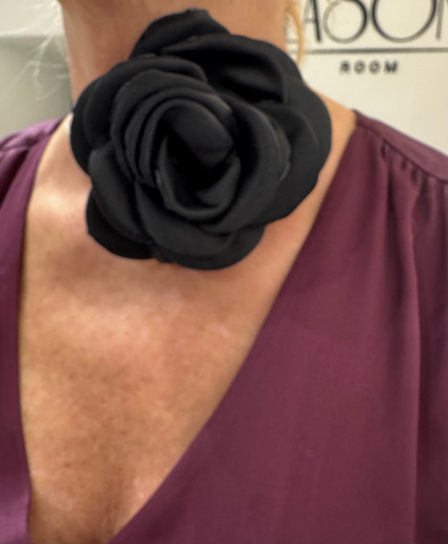 Kaklo papuošalas gėle (G2)