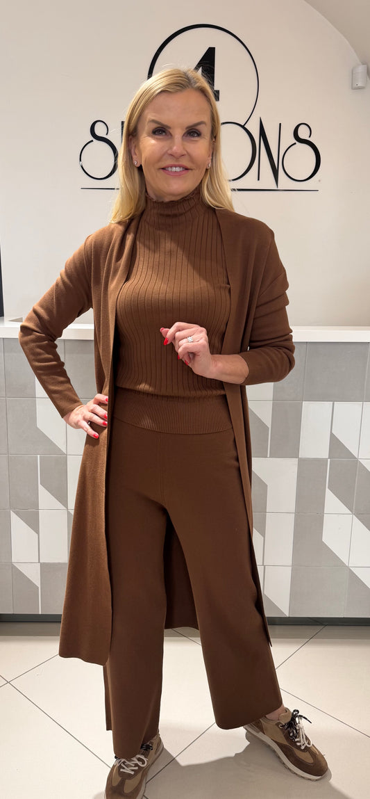 Laisvalaikio kostiumas (Ko237)