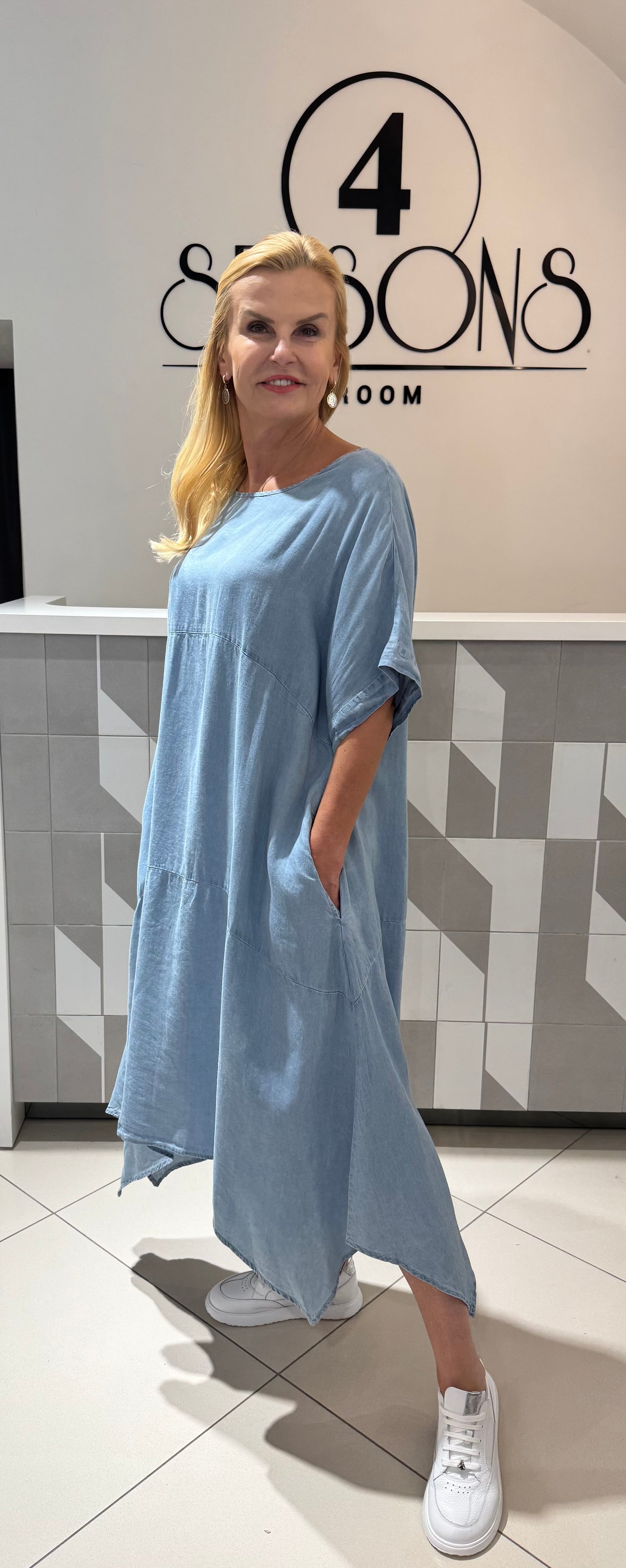 Suknelė plono džinsinio audinio (S195)