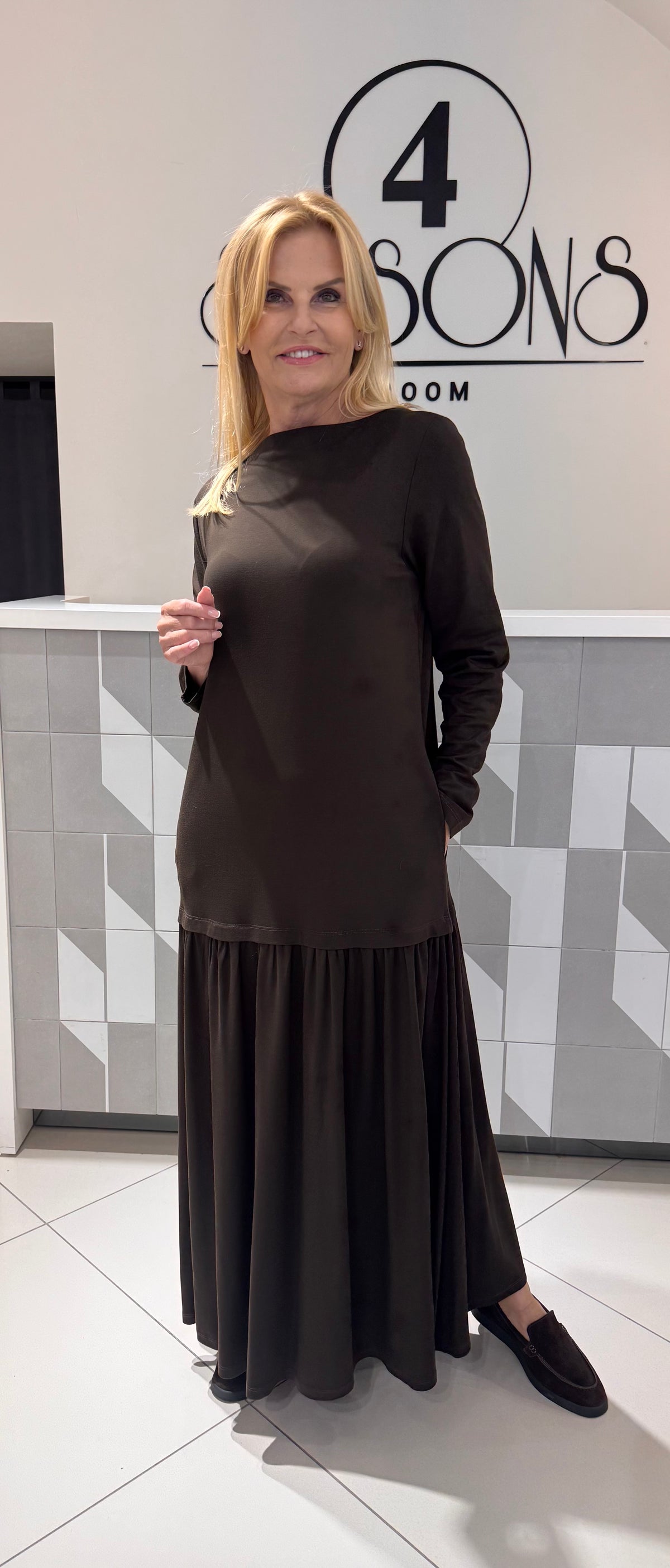 Ilga suknelė (S131)
