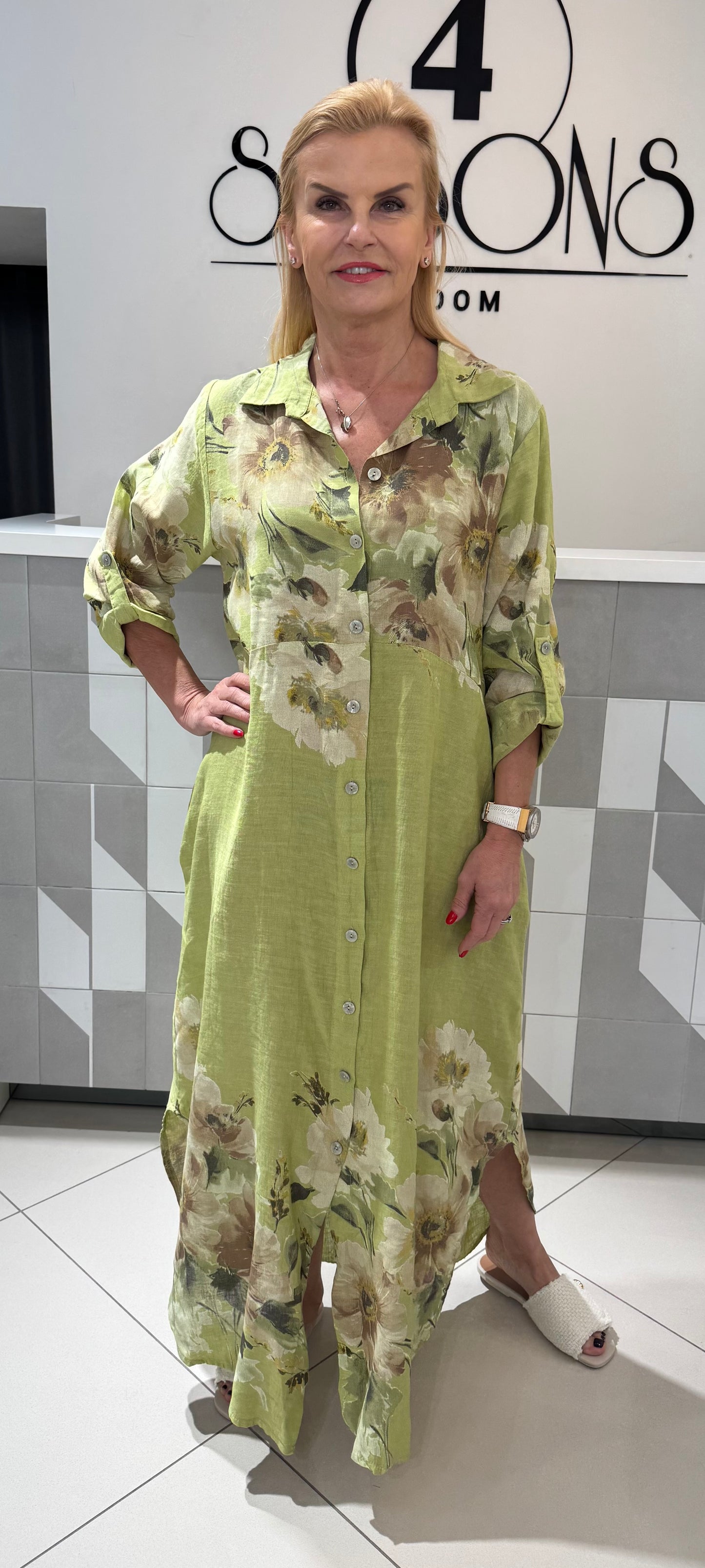 Lininė suknelė su gėlėmis (S218)