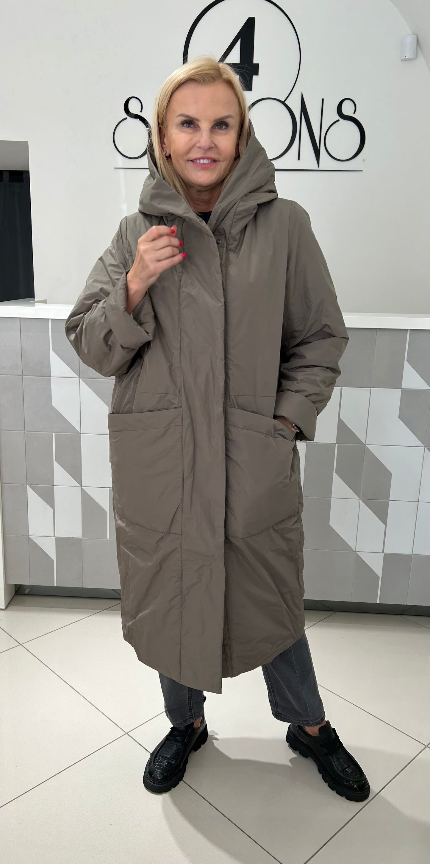 Eko pūkų paltas su diržu  (f76)