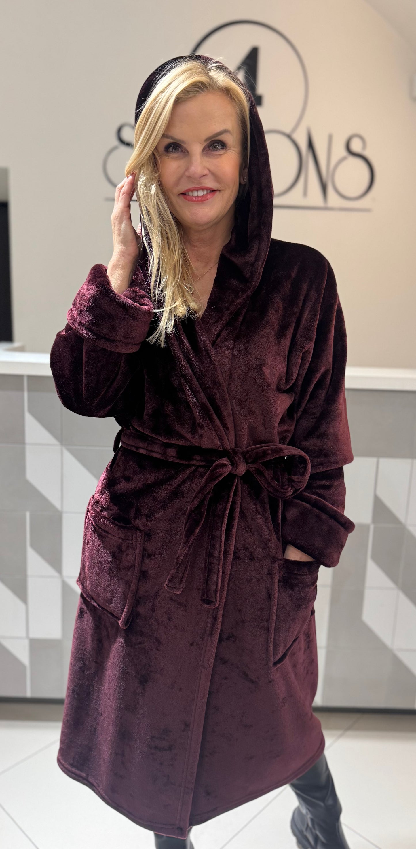 Moteriškas chalatas(H5)