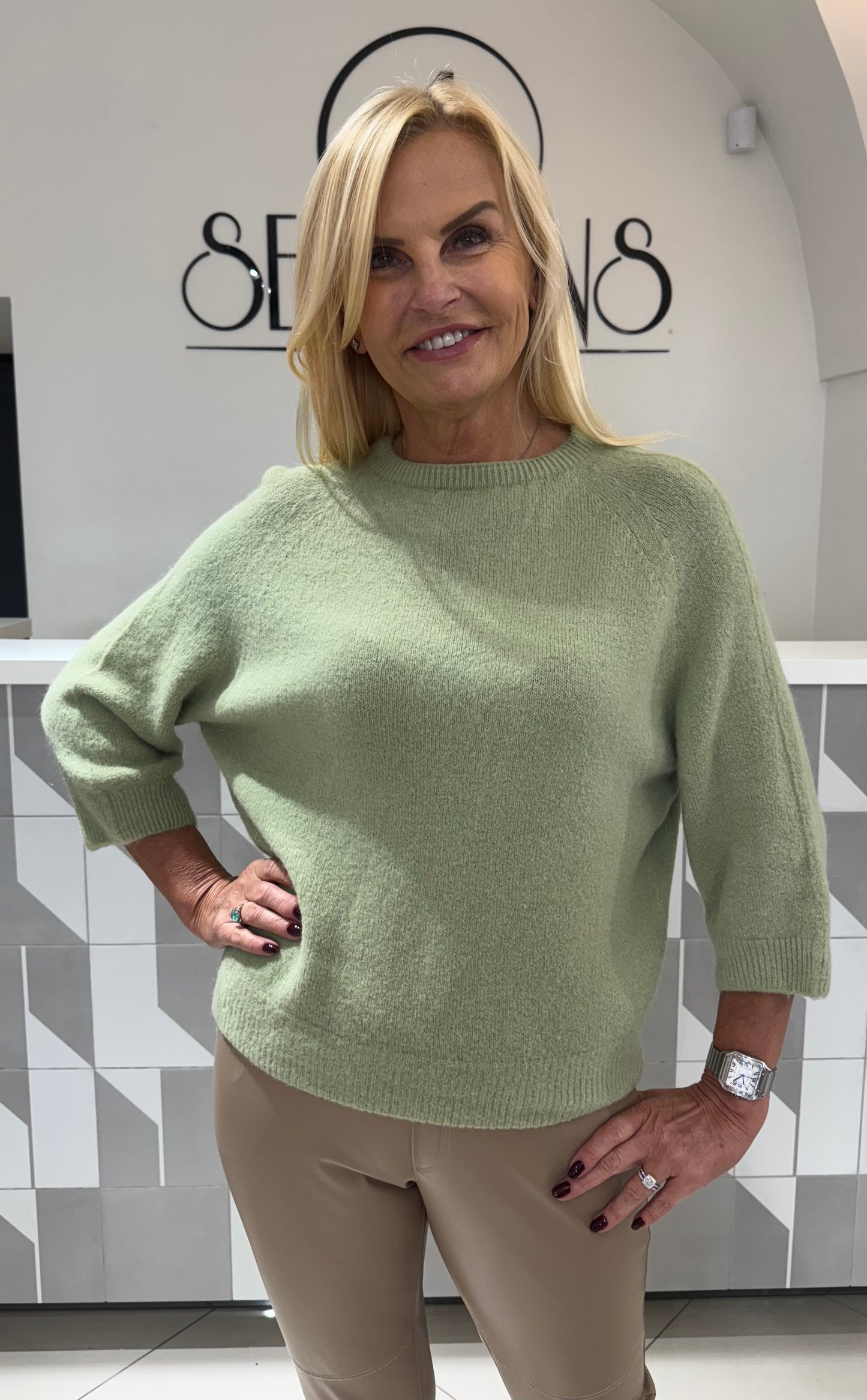 Megztukas su baby alpakos vilna su 3/4 rankovėmis (m433)