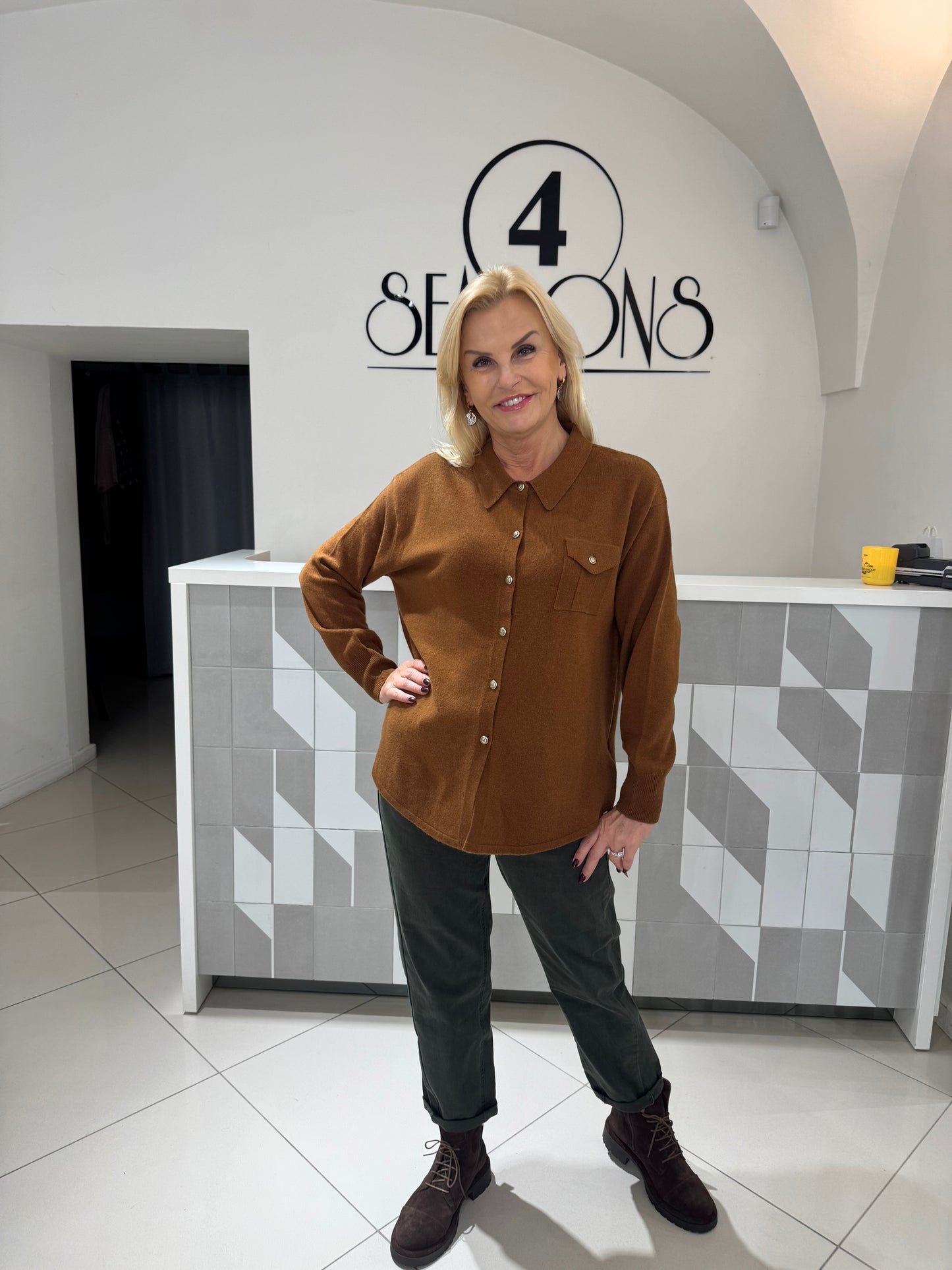 Kašmyro vilnos megztukas-kardiganas (m392)