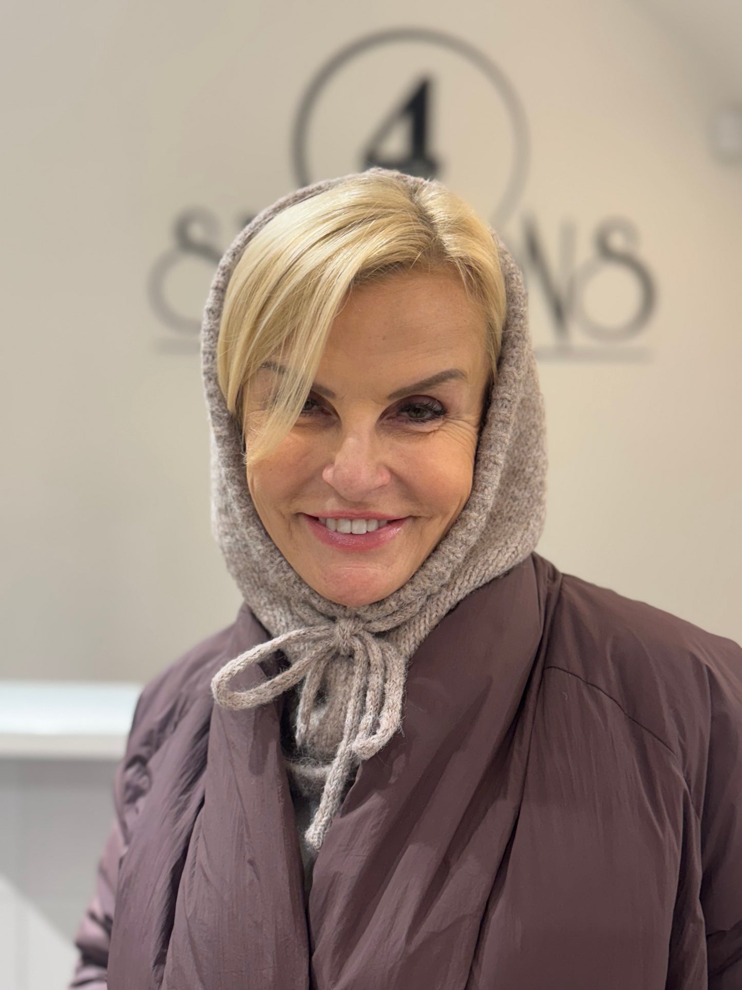 Gobtuvas su kašmyro vilna (D84)