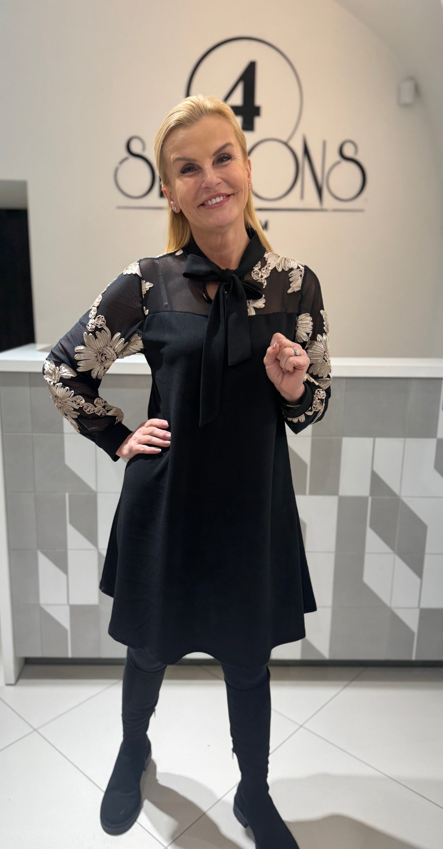 Trumpa suknelė (S177)