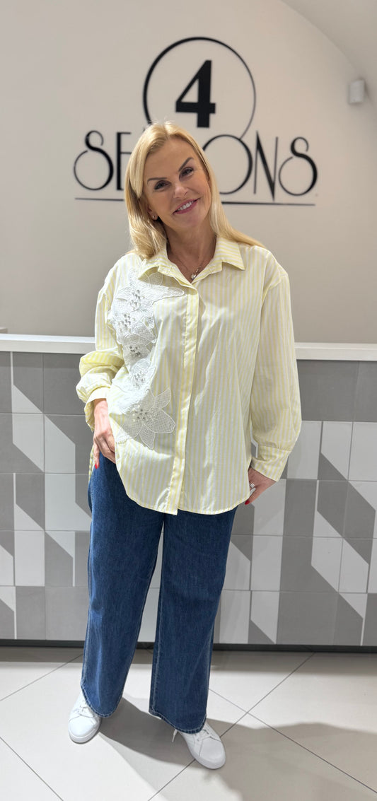 Marškiniai su nėrinių aplikacija (p881)