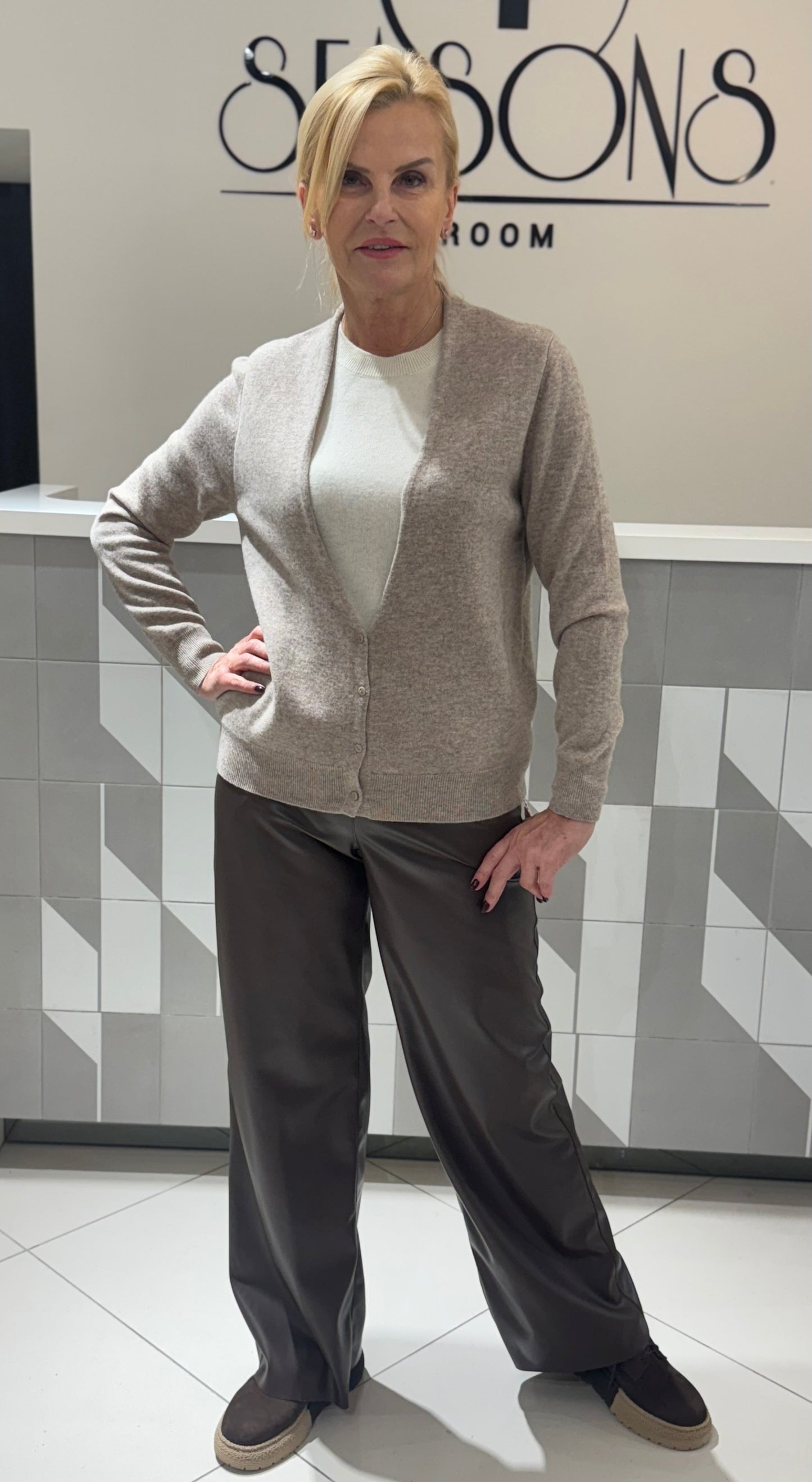 Dvigubas kašmyro vilnos megztukas (M473)