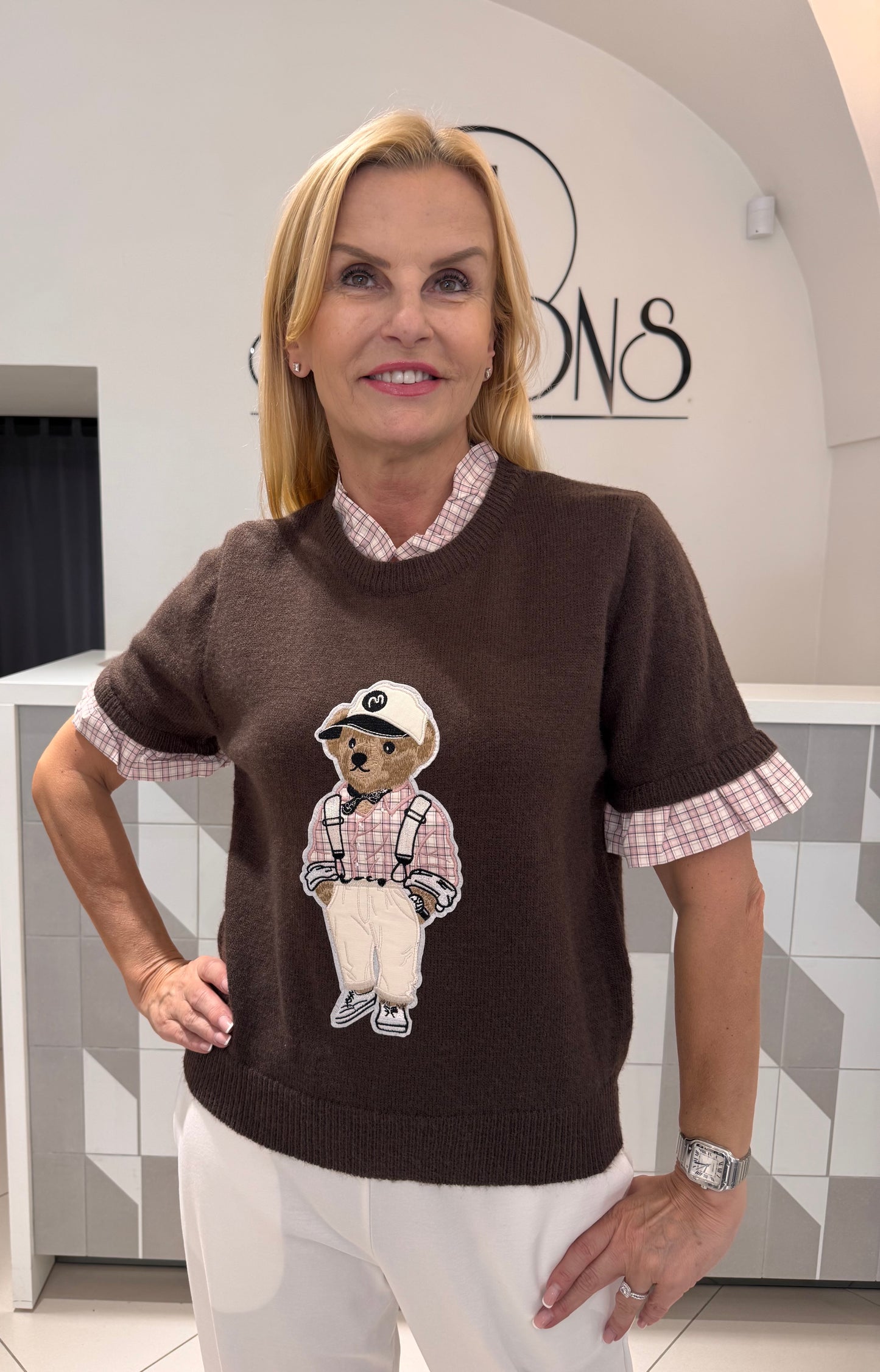 Megztukas trumpomis rankovėmis su meškiuku (M627)