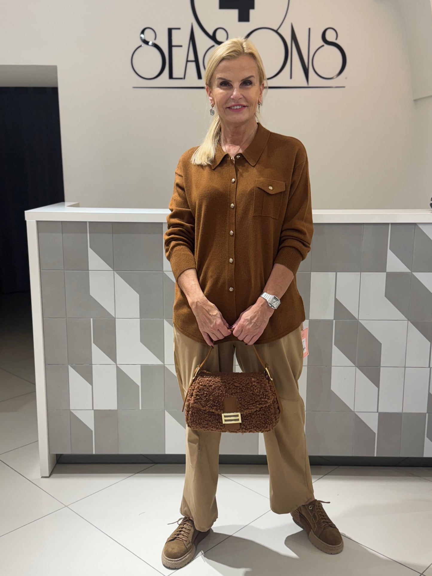 Kailinė rankinė su oda