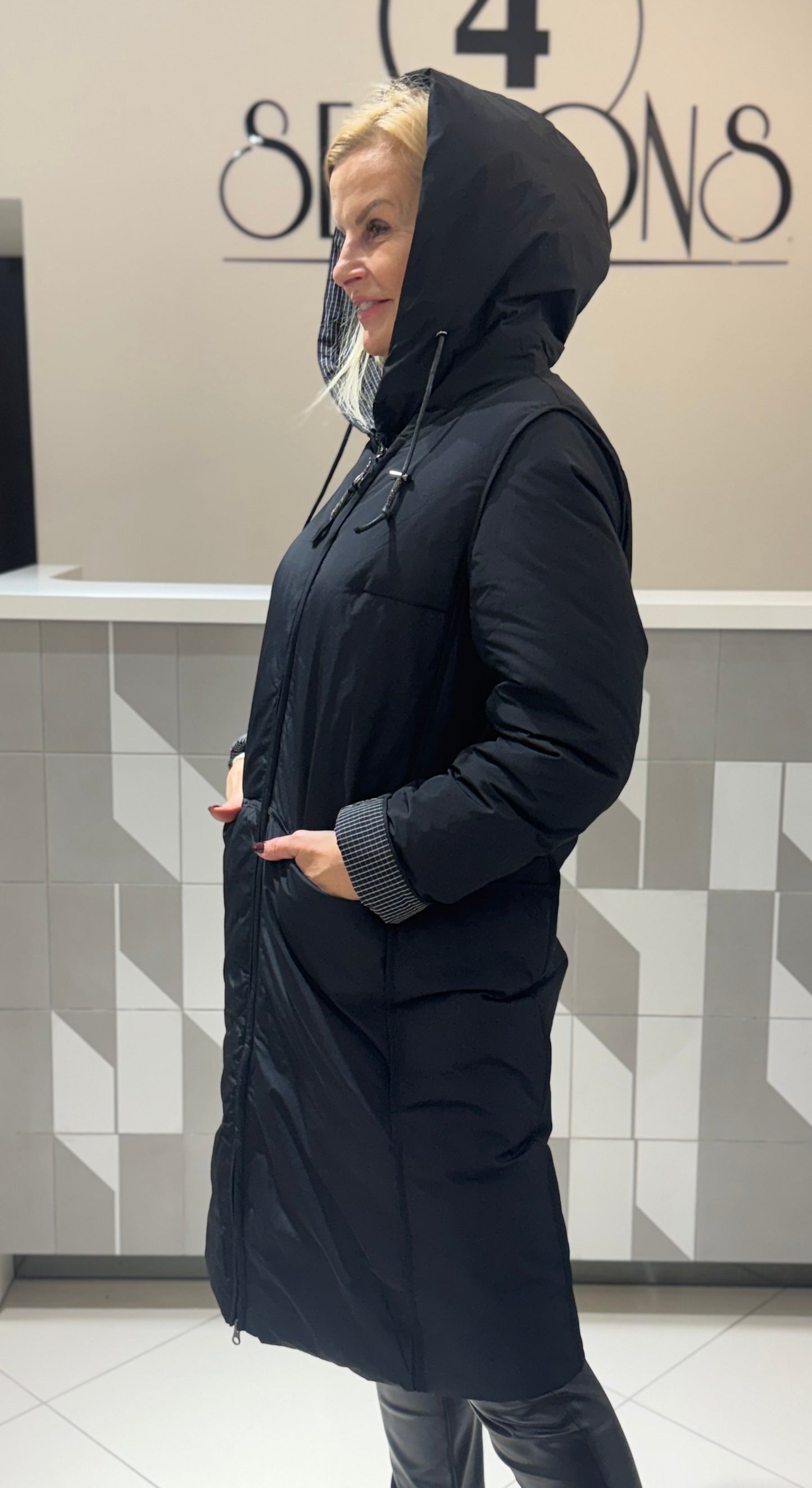 Pūkinis paltas (F59)