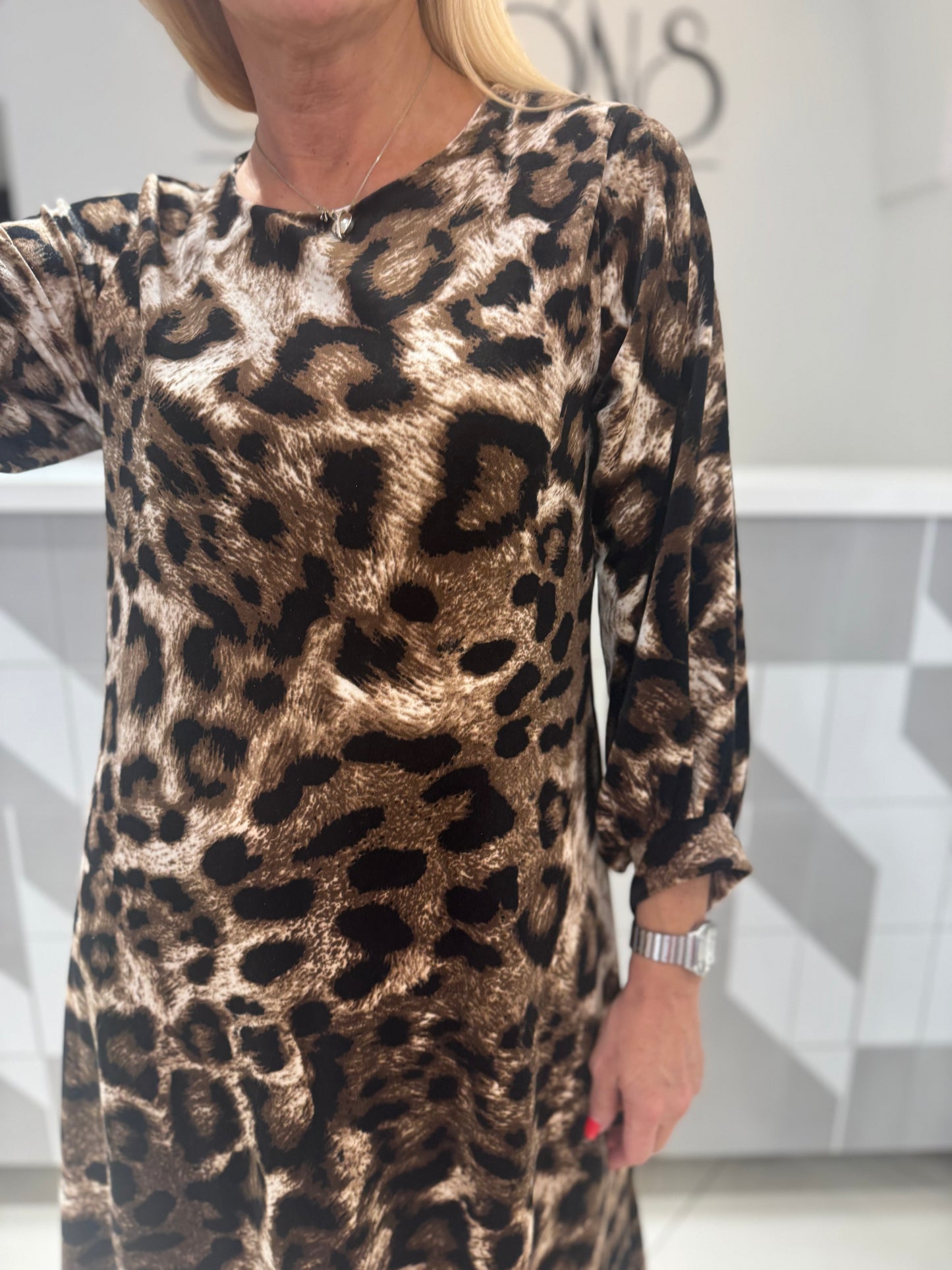 Gyvūnų rašto suknelė (s127)