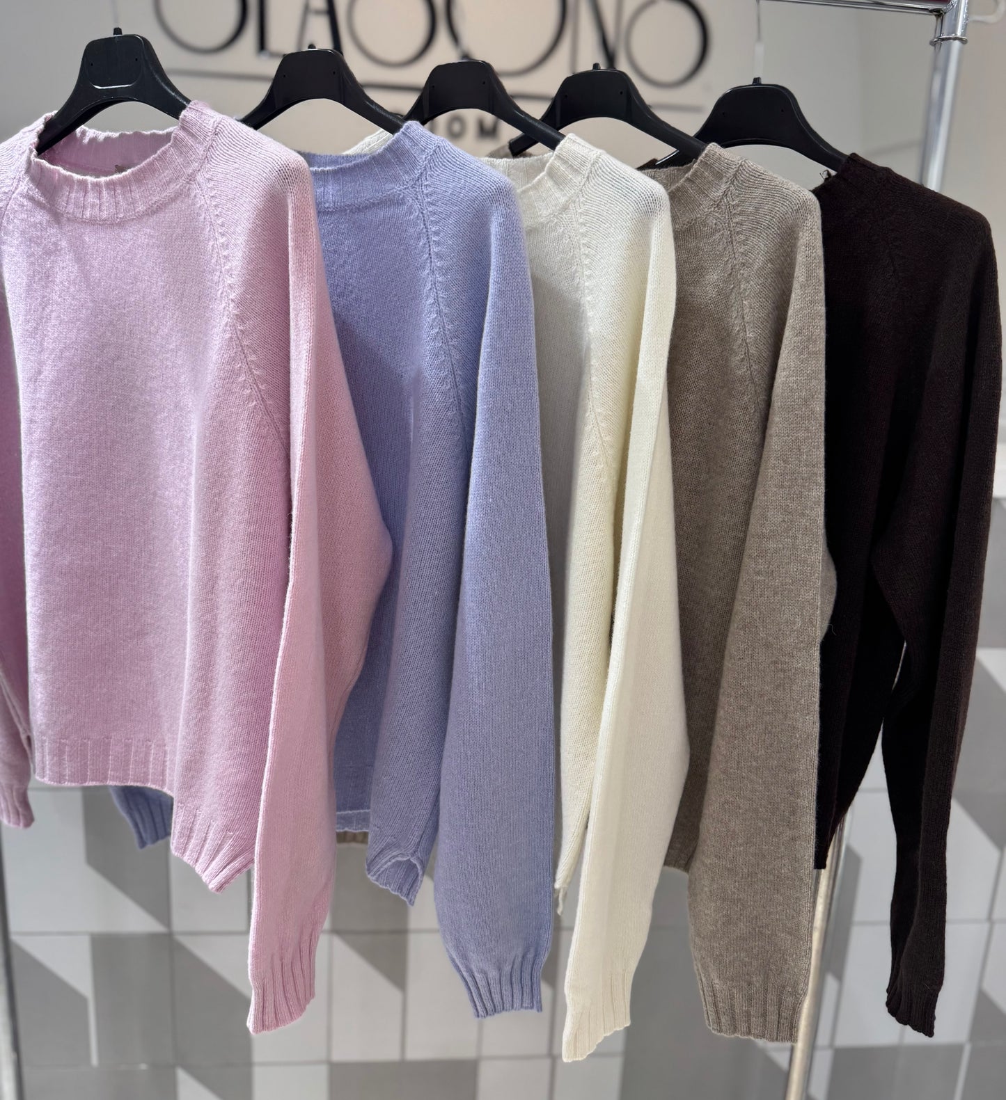 Lanos vilnos megztinis (M451)