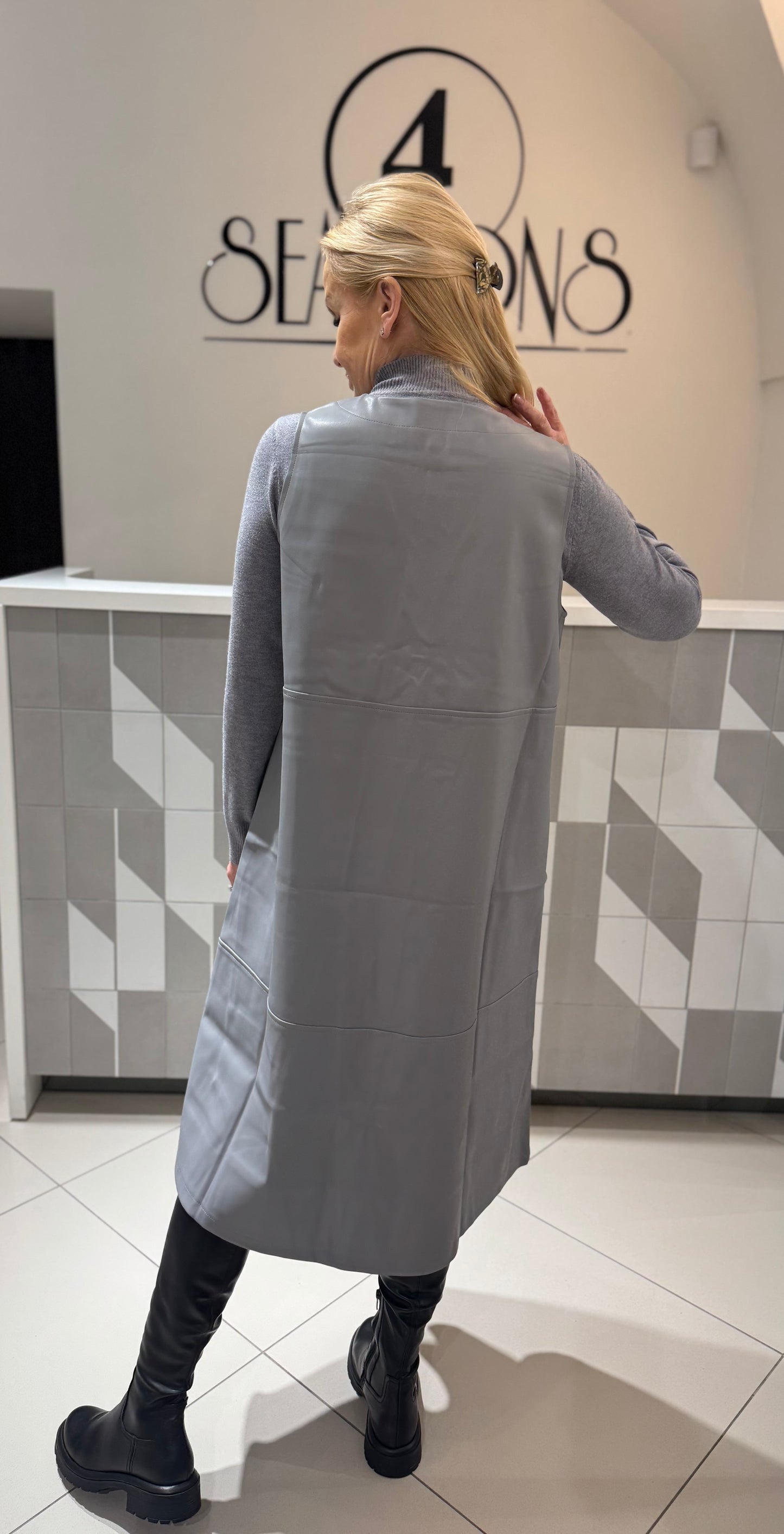 Suknelė su eko odos  sarafanu (S171)