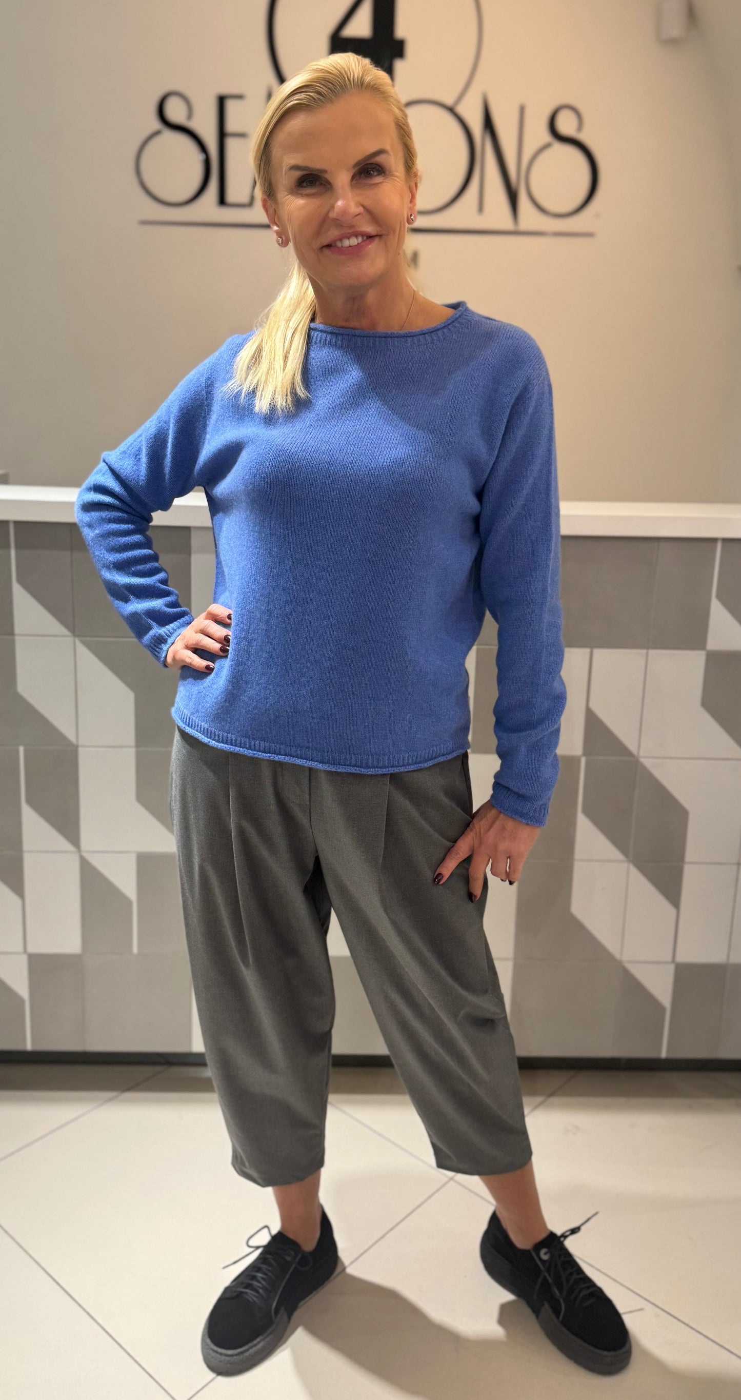 Lanos vilnos megztinis (M450)