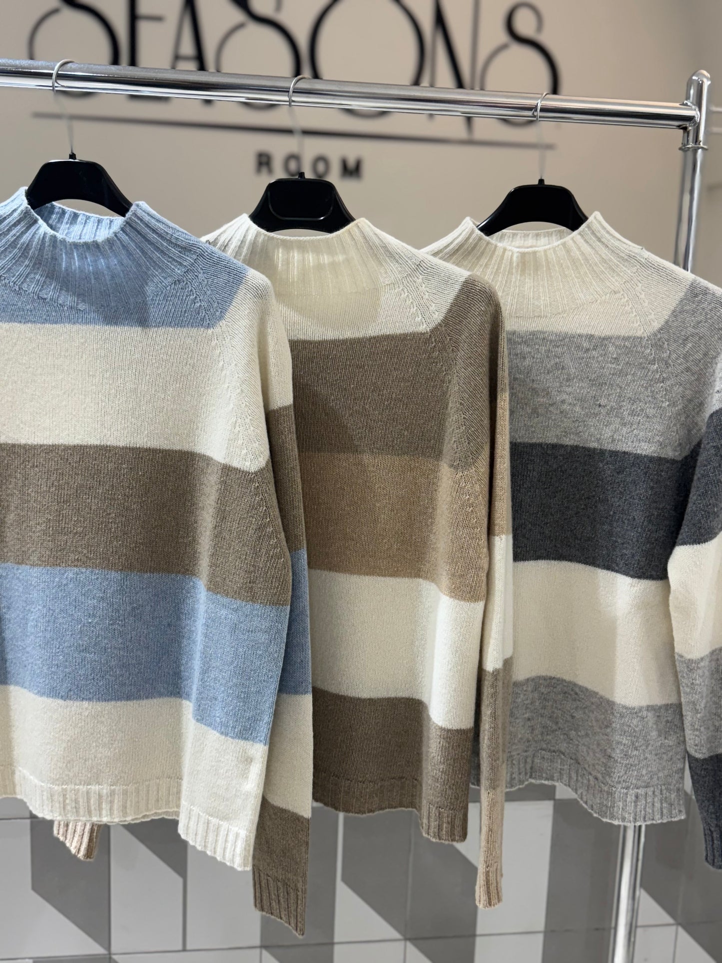 Megztukas su aukštesniu kaklu (M474)