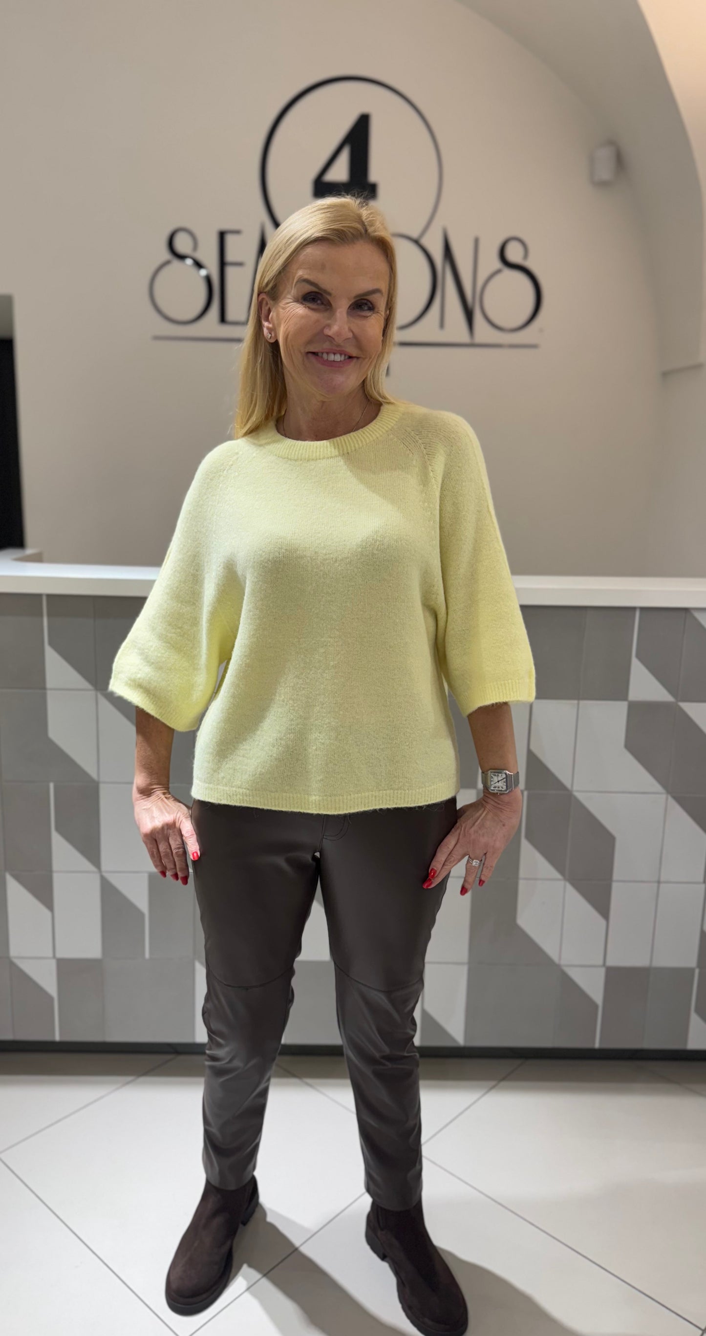 Baby alpakos megztukas patrumpintomis rankovėmis (P260)