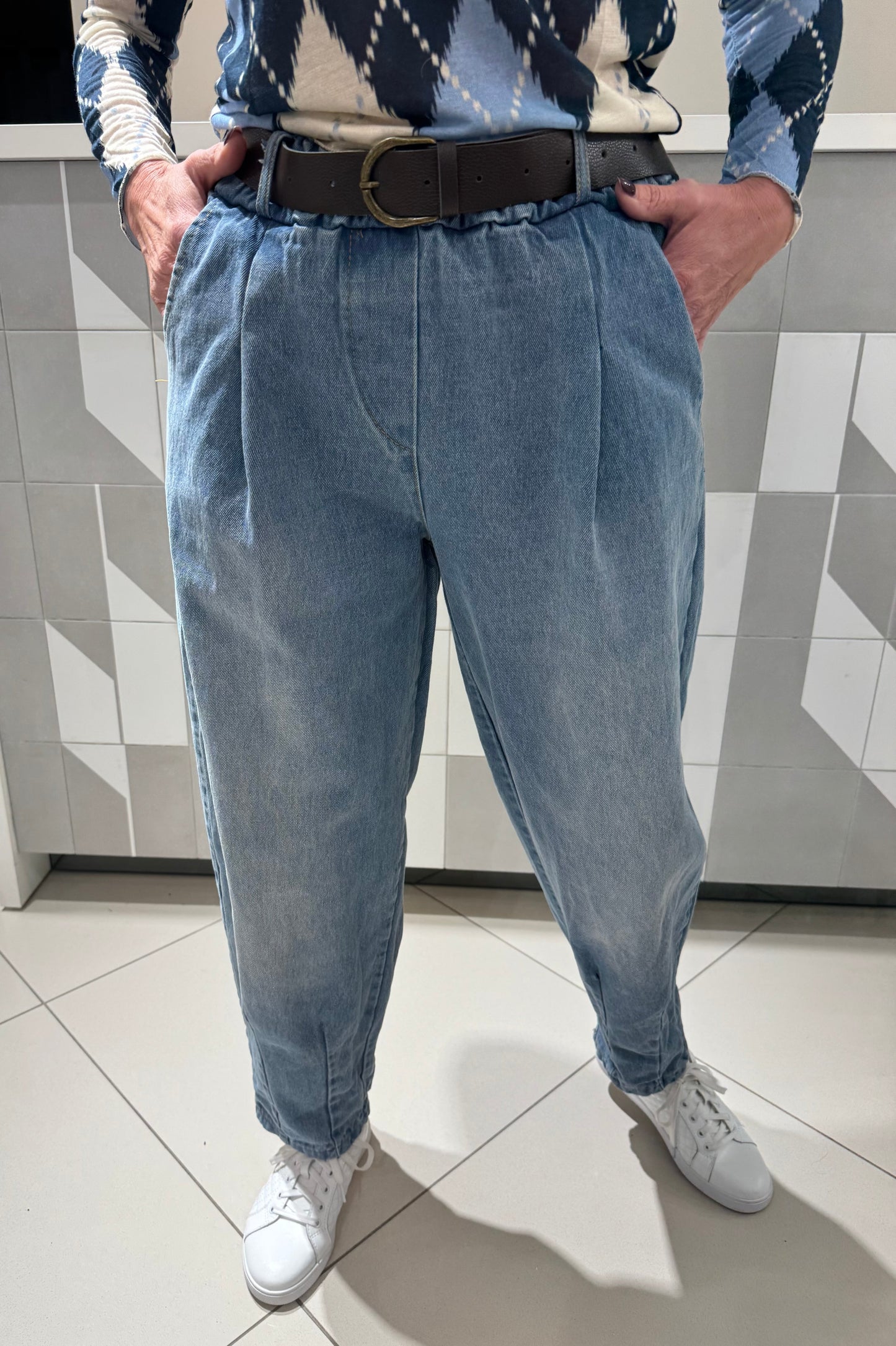 Džinsai su dirželiu (K660)