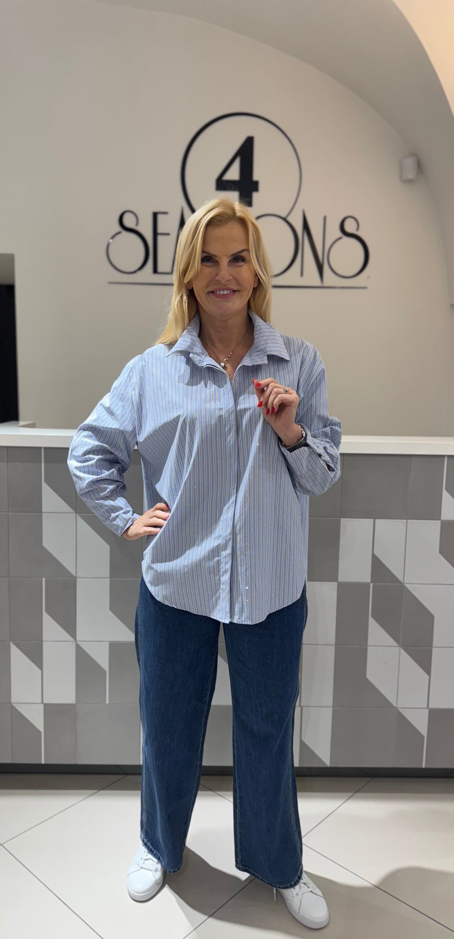 Dryžuoti marškiniai su žėručiais (p879)