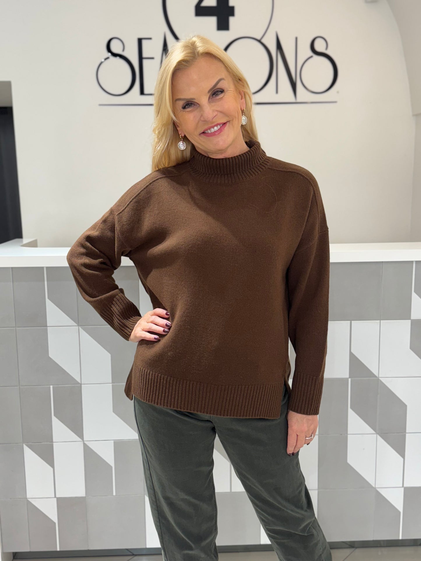 Kašmyro vilnos megztinis (M458)