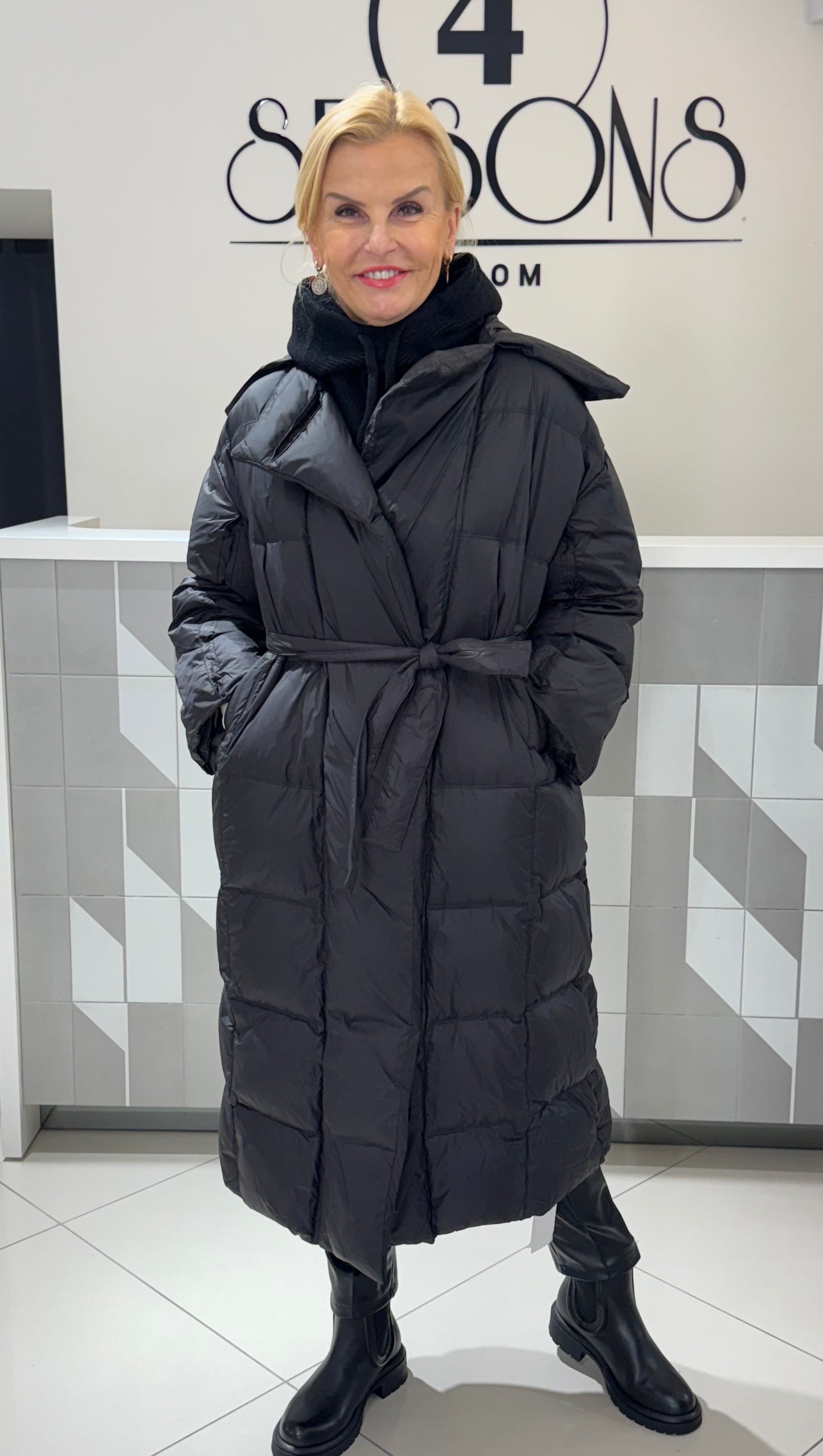 Ilgas pūkinis paltas (B120)