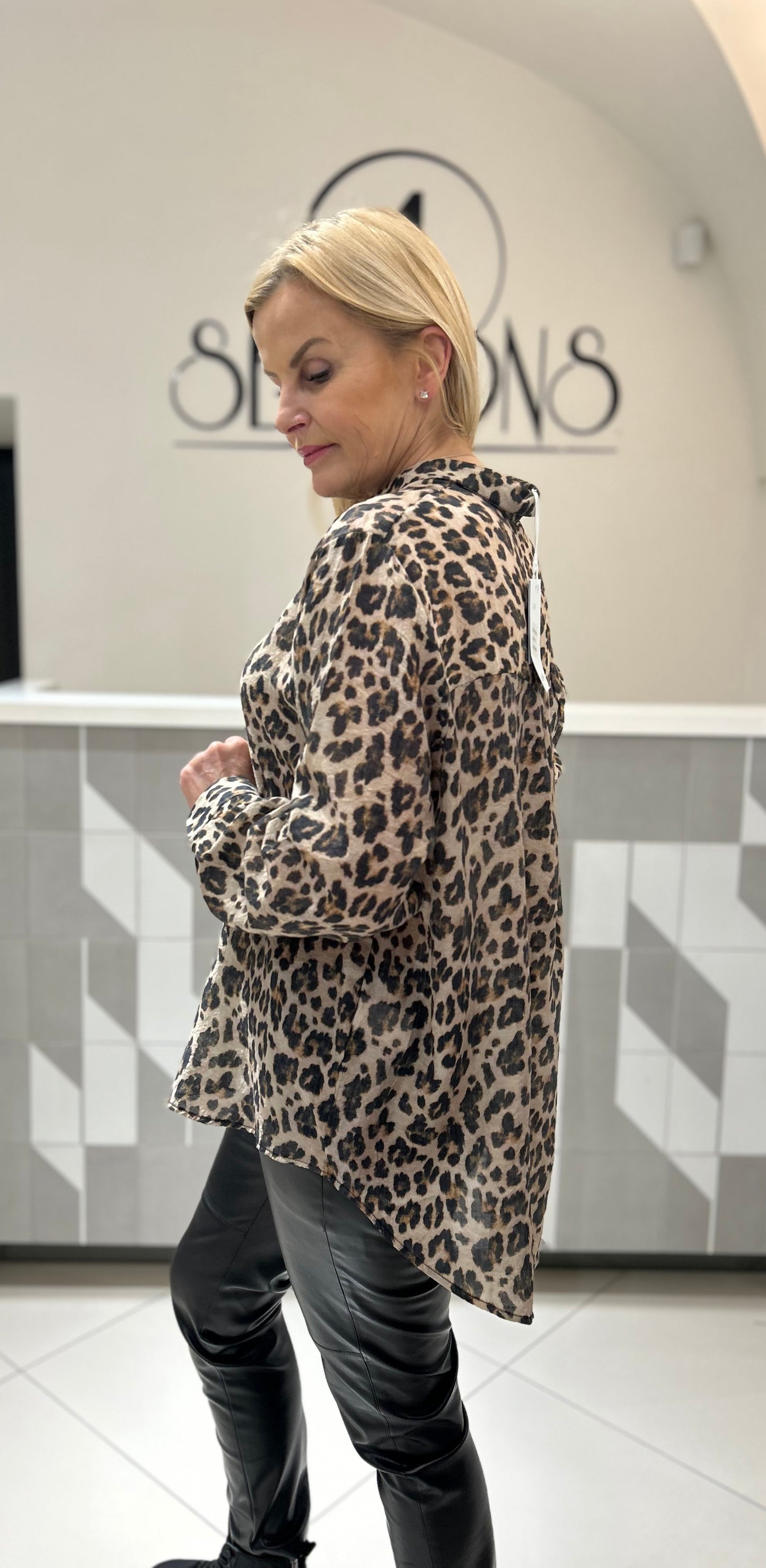 Marškiniai gyvūnų rašto (P869)