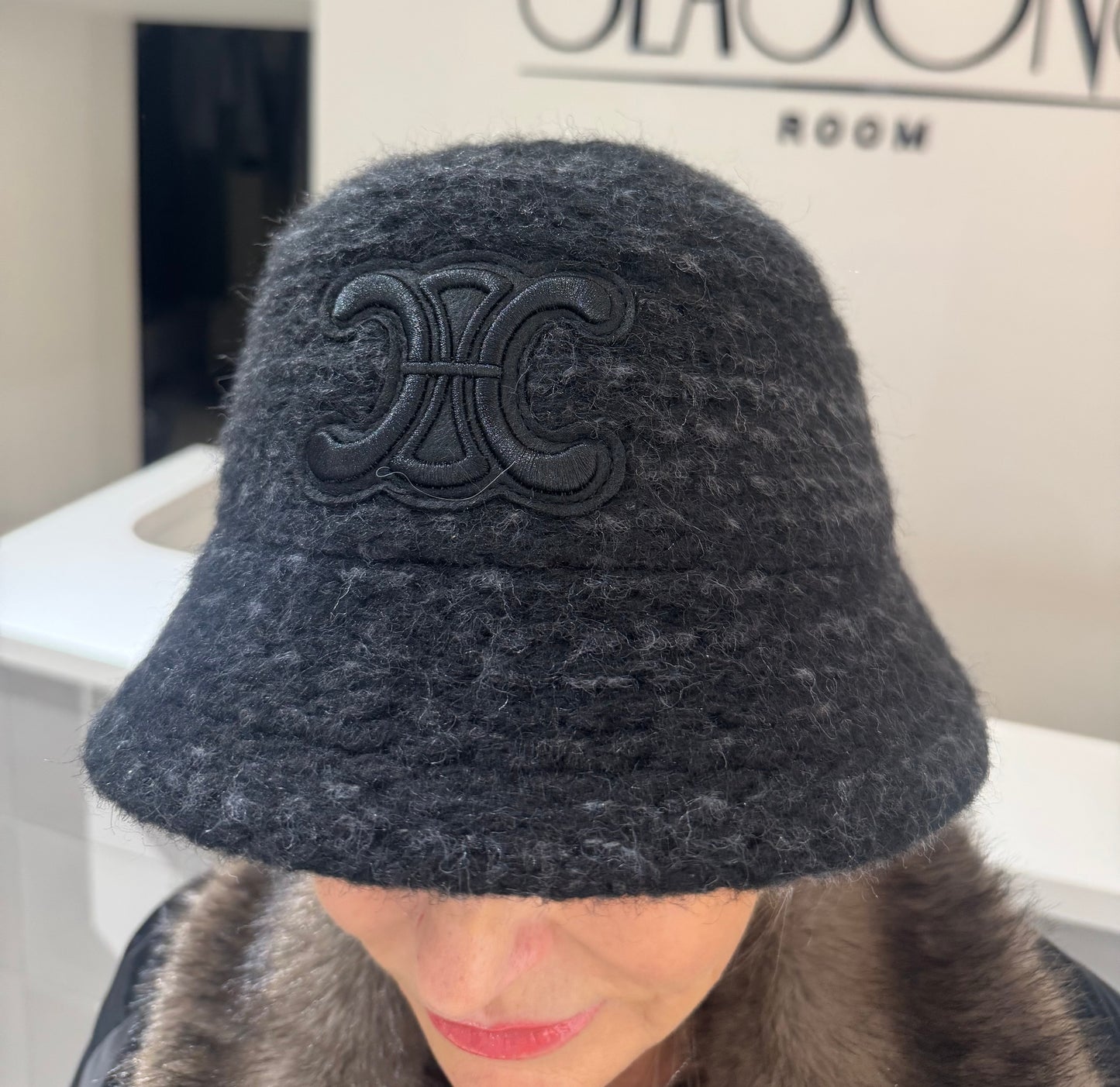 Skrybelaitė su kašmyro vilna (D75)