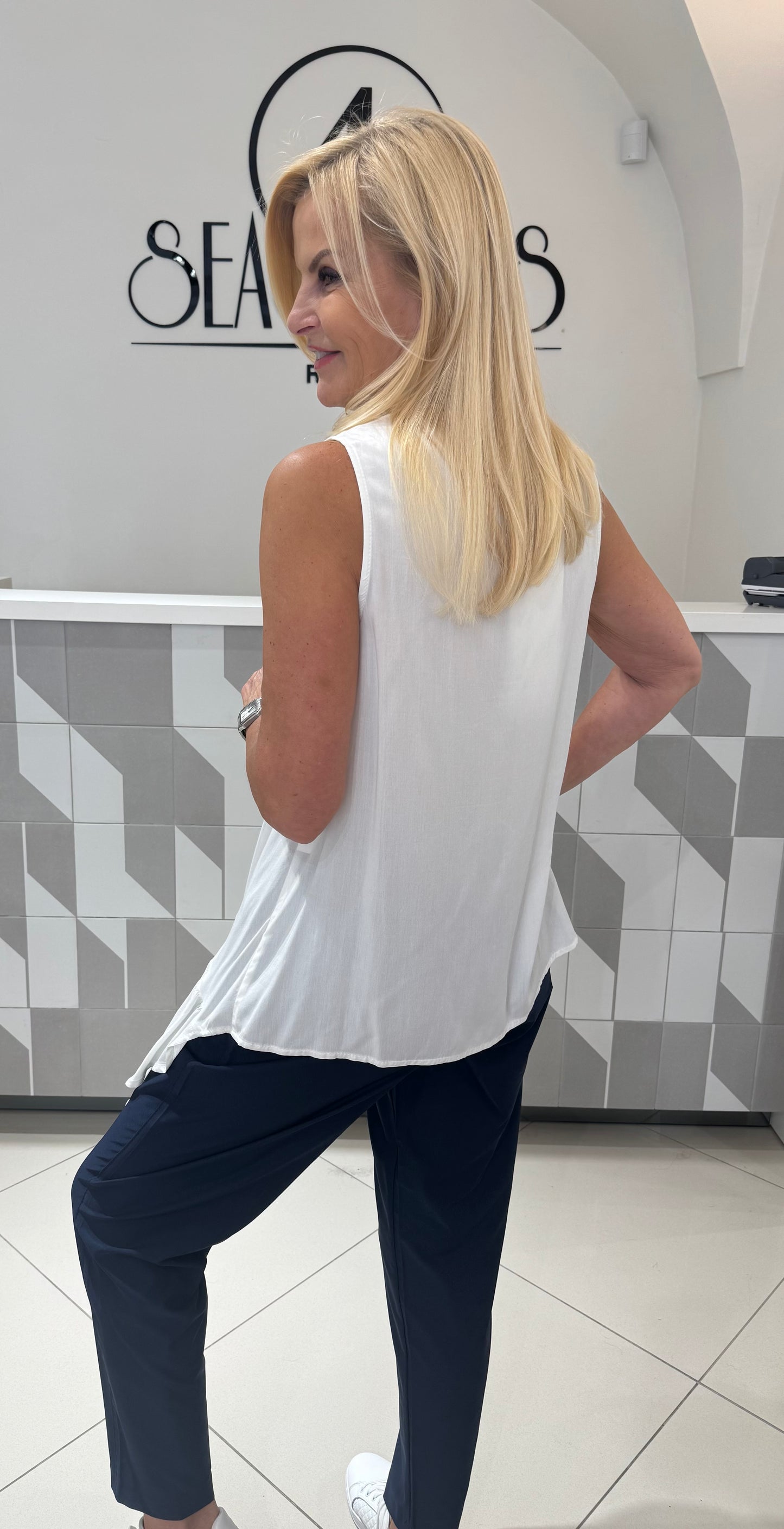 Palaidinė be rankovių (P771)