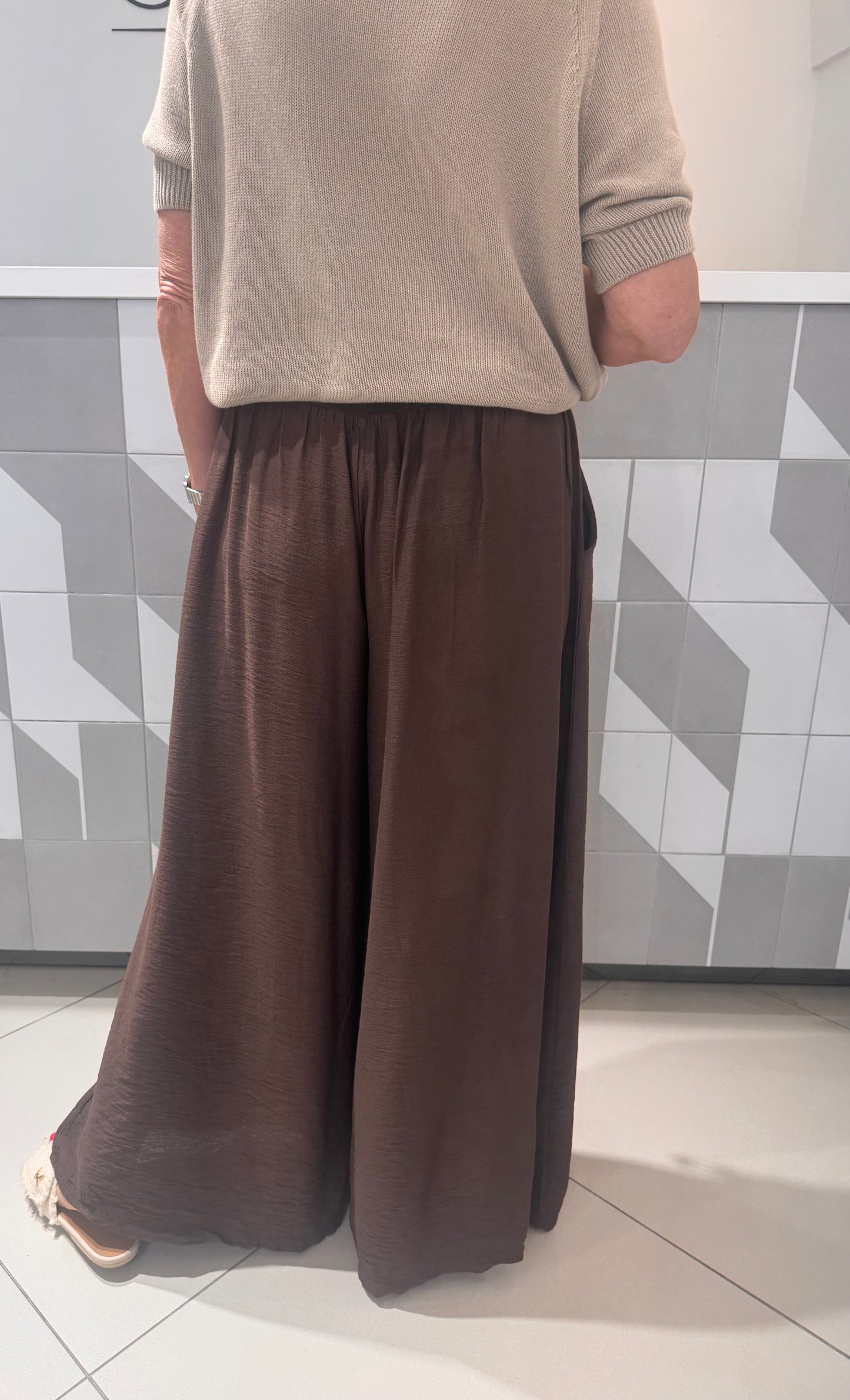 Kelnės su plonu dirželiu (K664)
