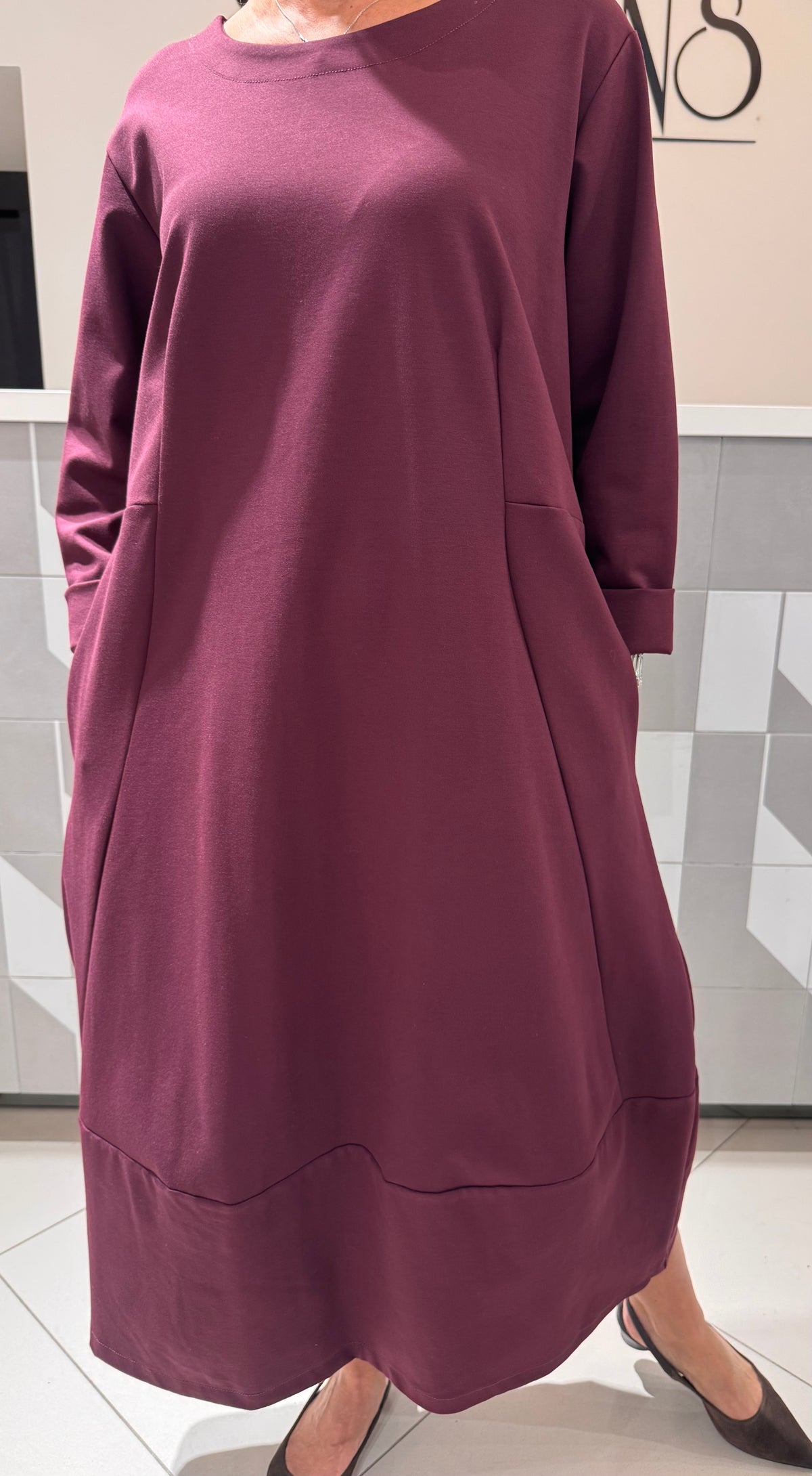 Suknele (S290)