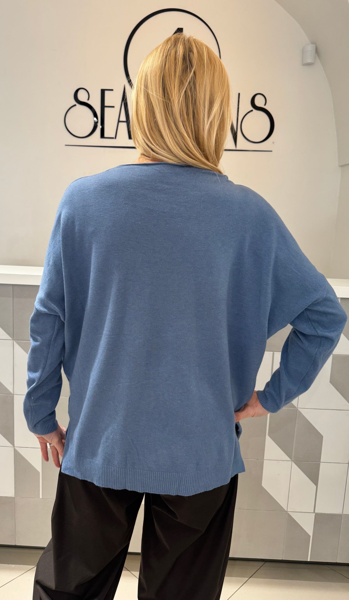 Megztinis didesniam dydžiui (M598)