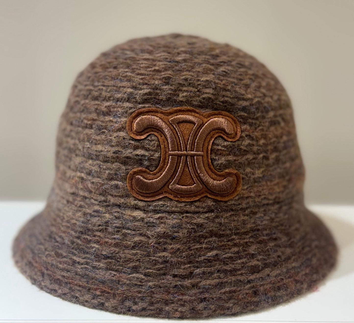 Skrybelaitė su kašmyro vilna (D75)
