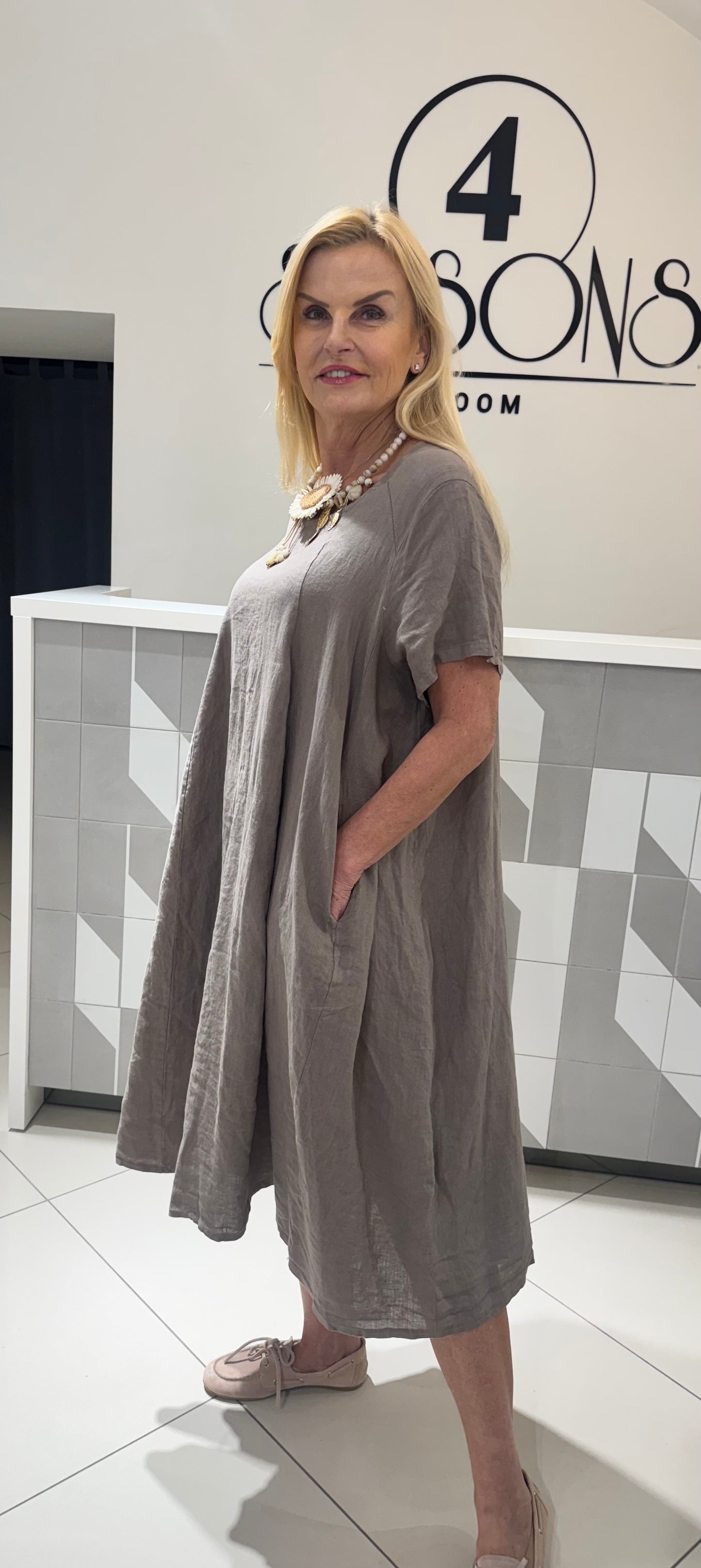 Lino suknelė (S238)