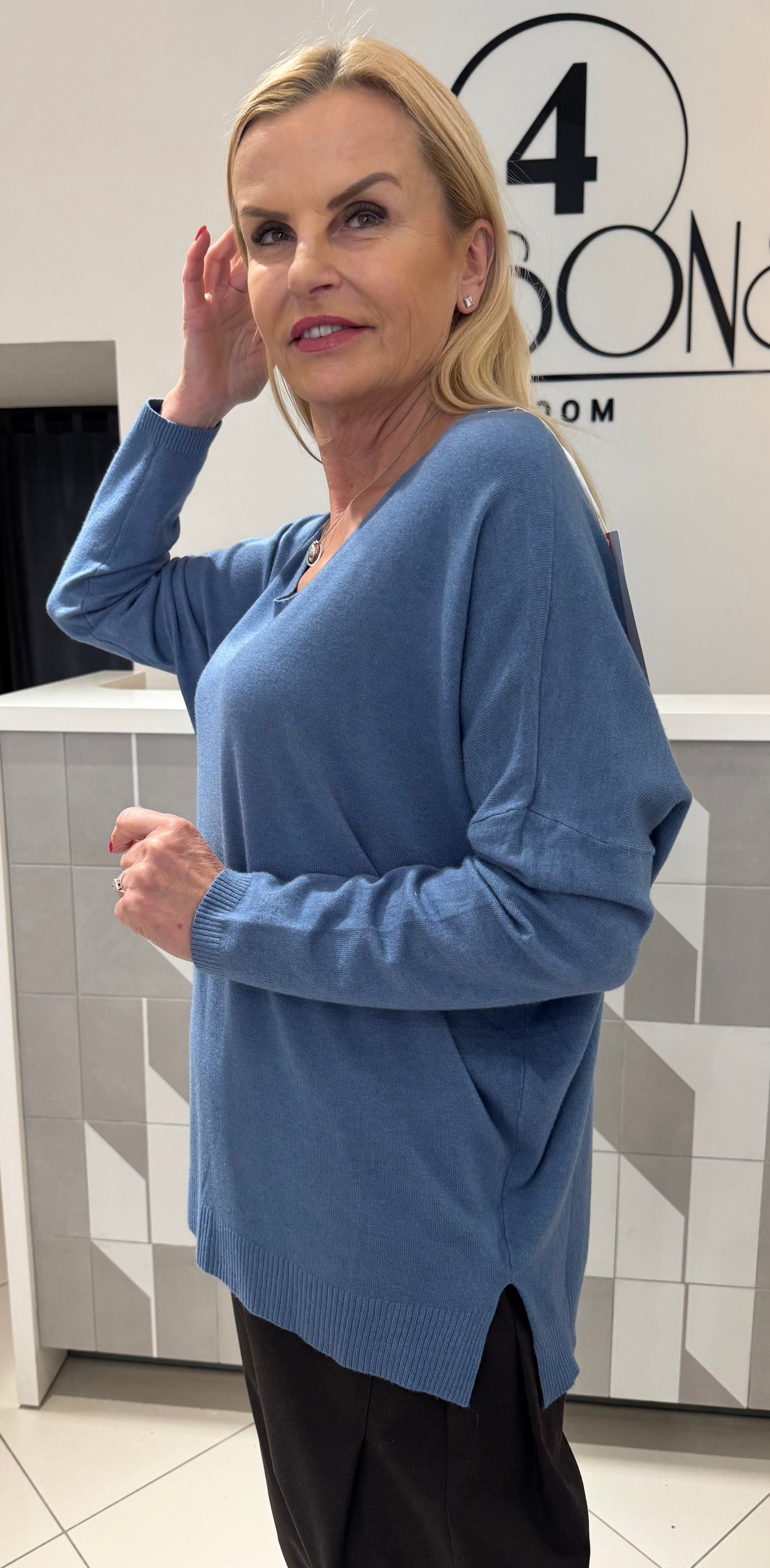 Megztinis didesniam dydžiui (M598)