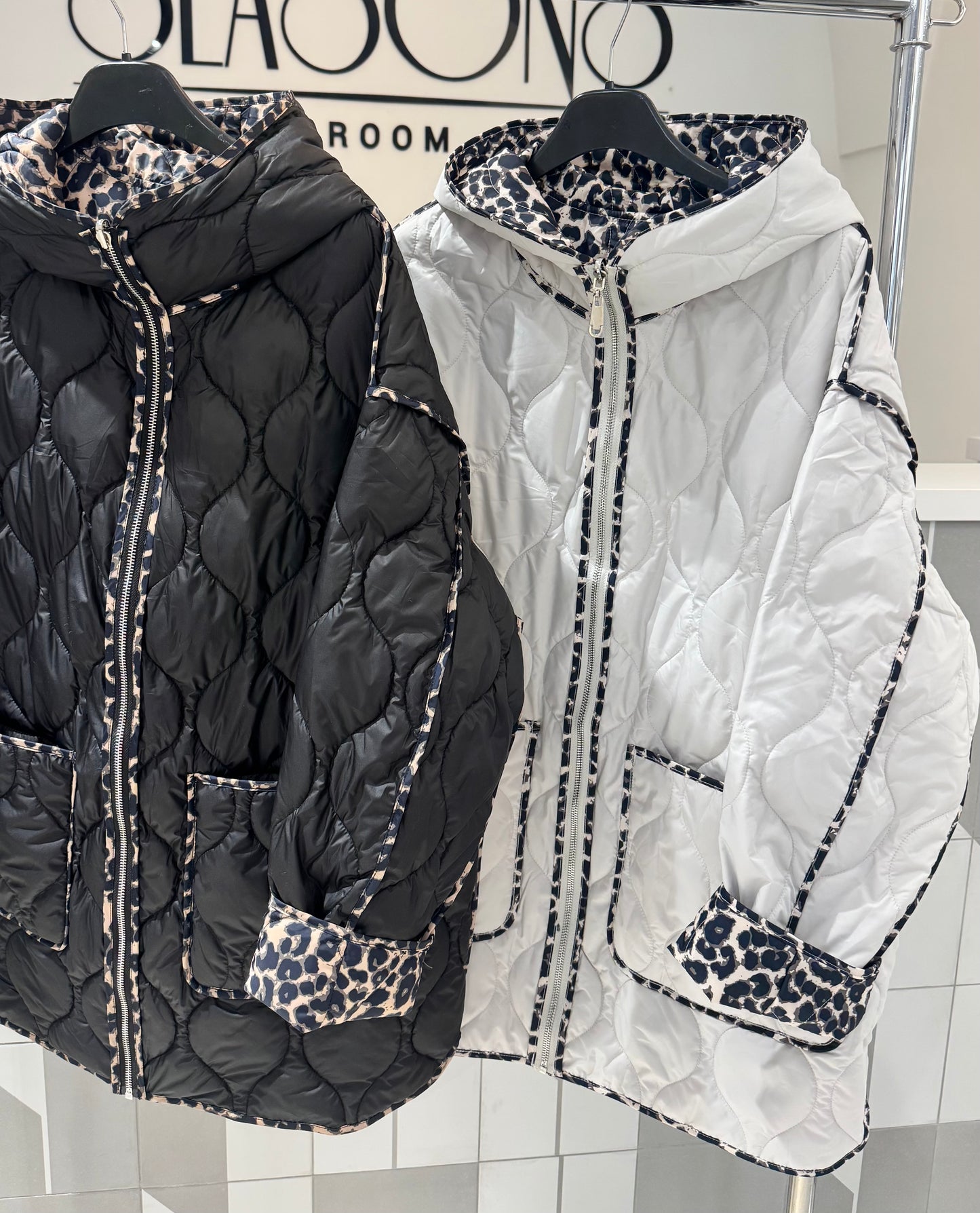 Dvipuse striukė (B234)