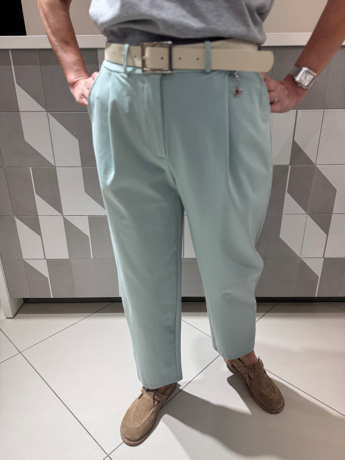 Kelnės su diržu (k572)