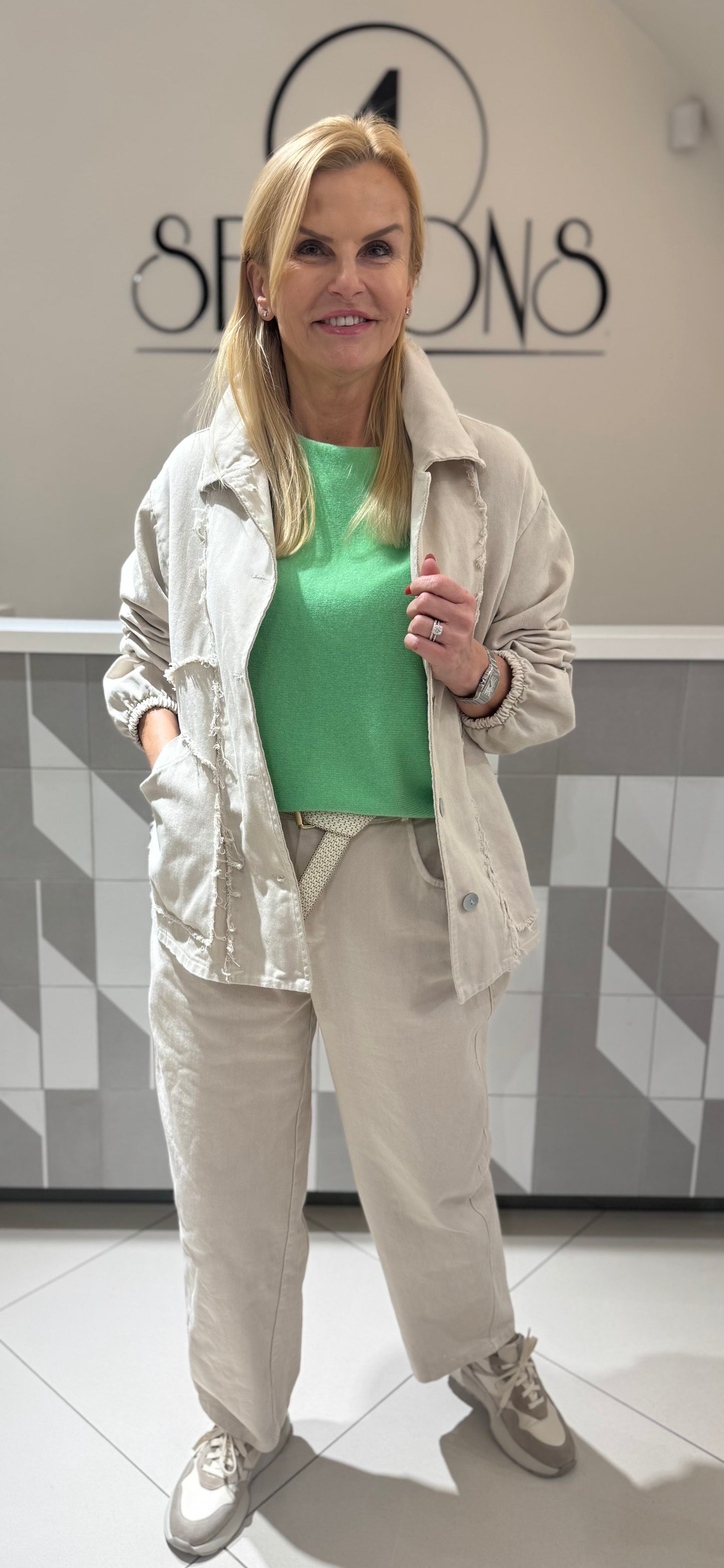 Džinsinio audinio švarkas (sv156)