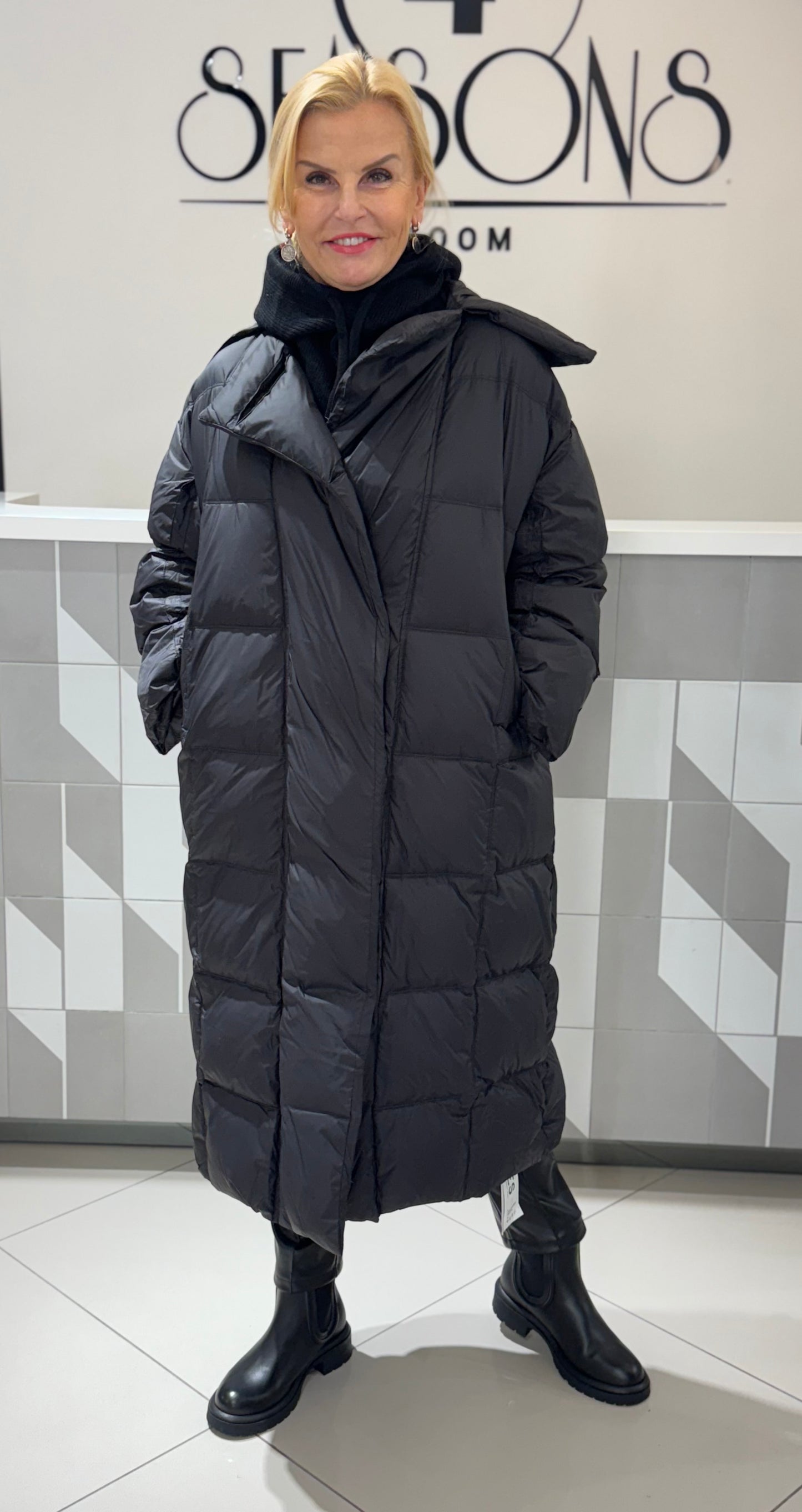 Ilgas pūkinis paltas (B120)