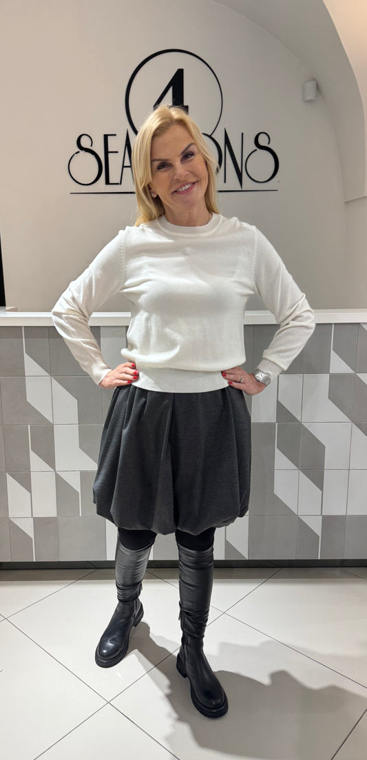 Trumpas sijonas (si114)