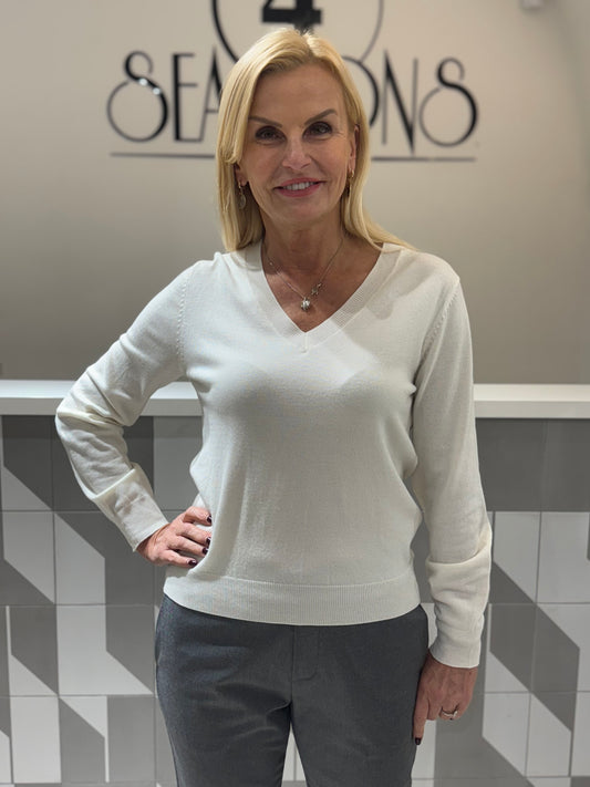 Megztukas V kaklu (M465)