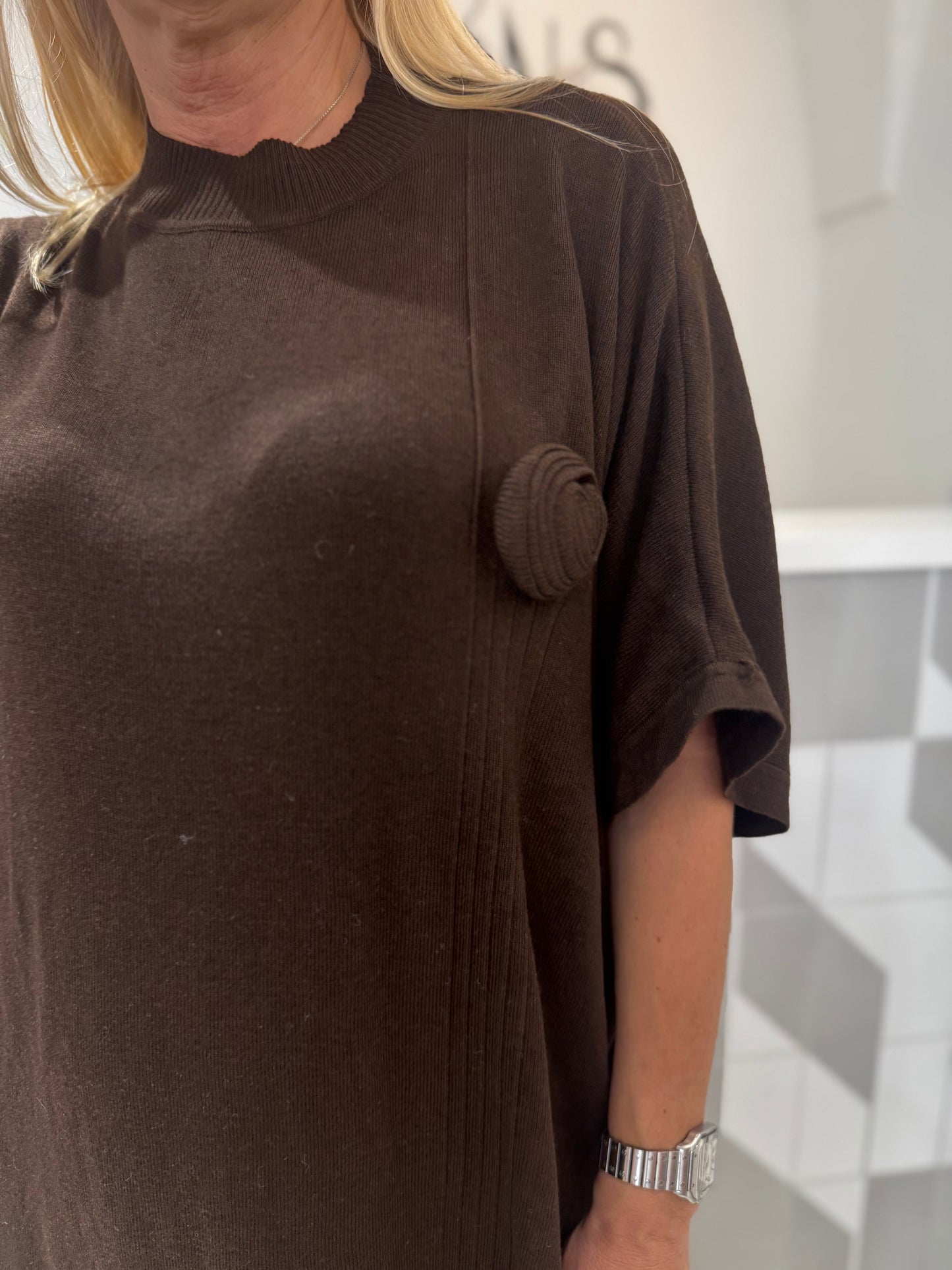 Trikotažinė suknelė didesniam dydžiui (s126)