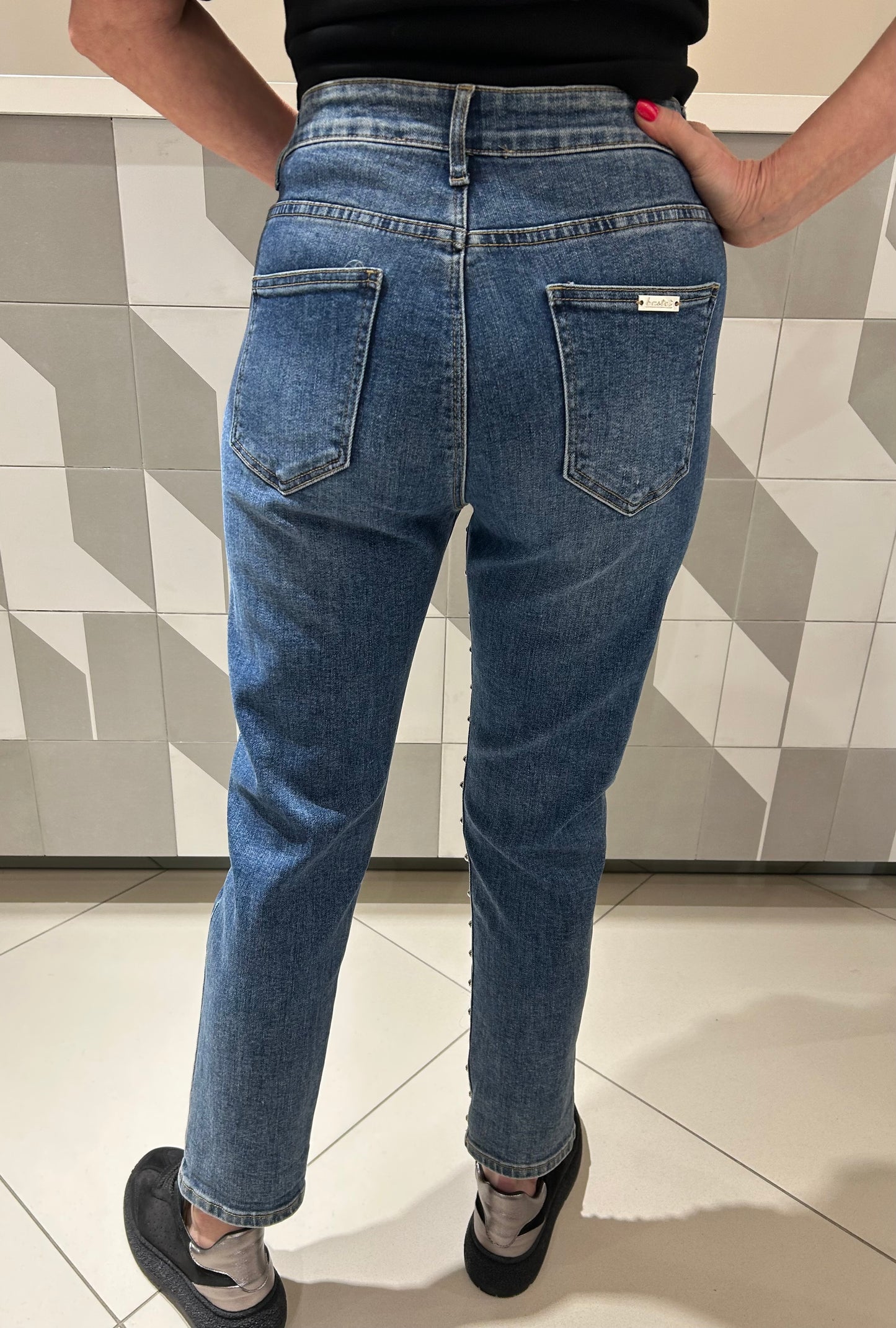 Džinsai su kniedemis (k582)