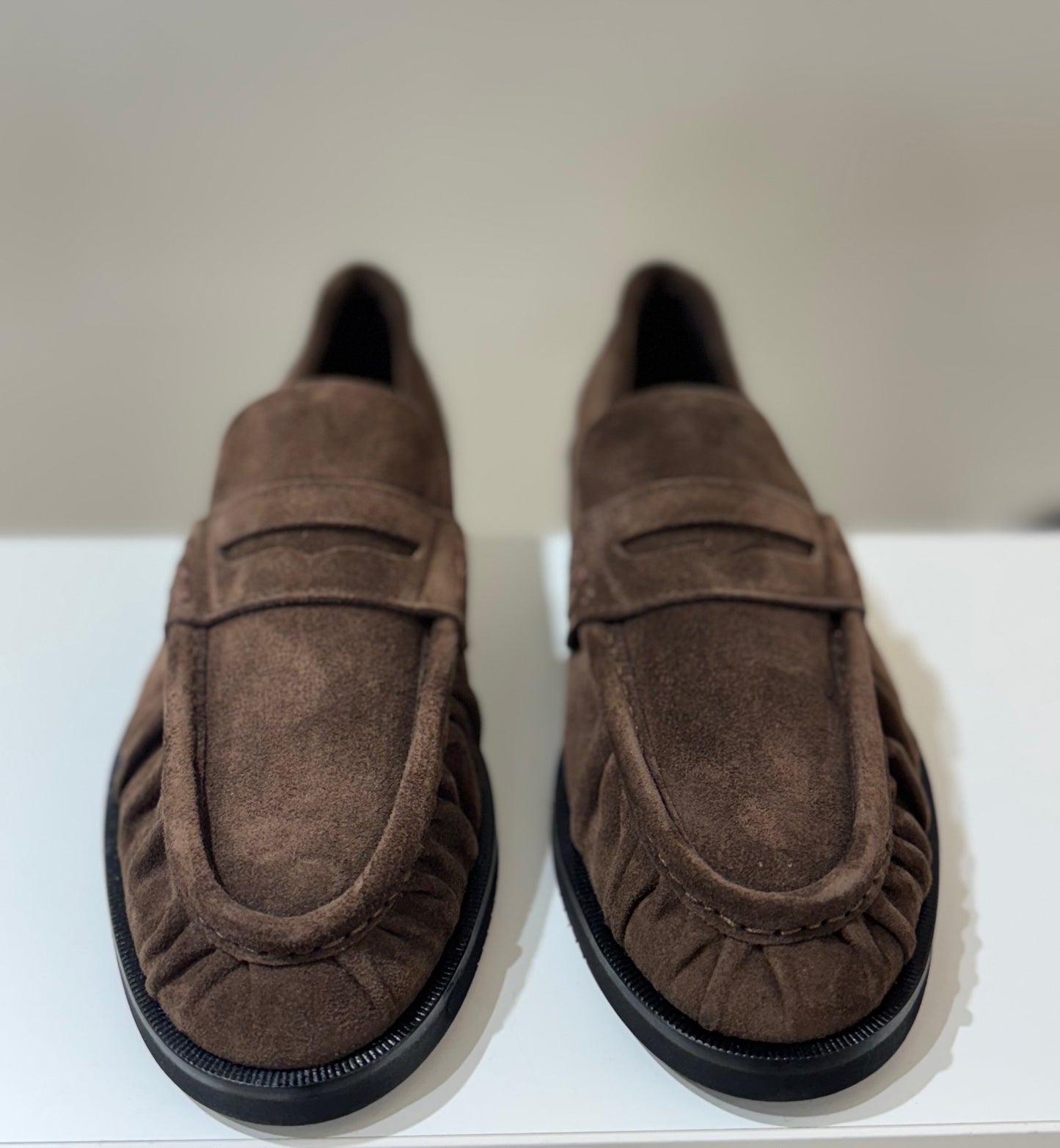 Loaferiai skeltinės odos (Z34)